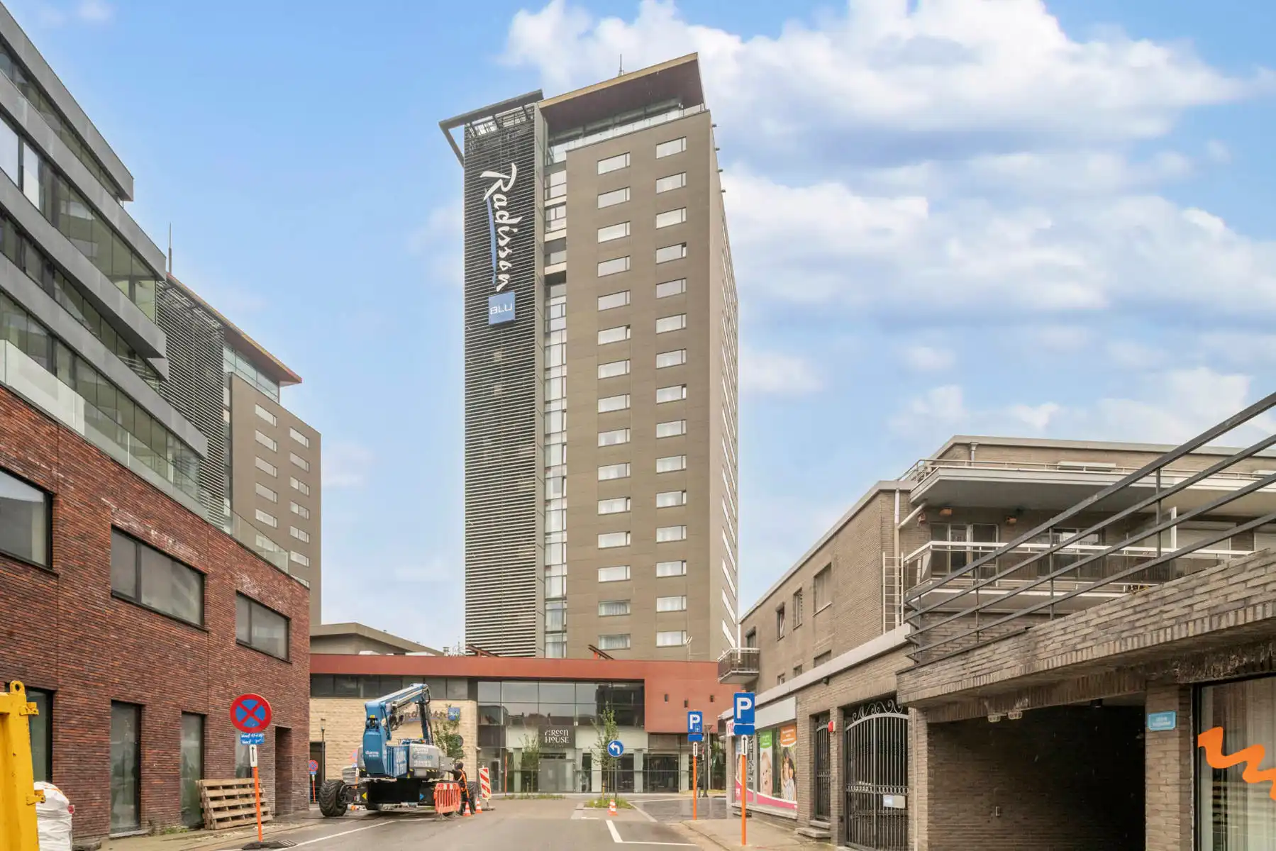 Kantoor te huur foto {{pictureIndex}}