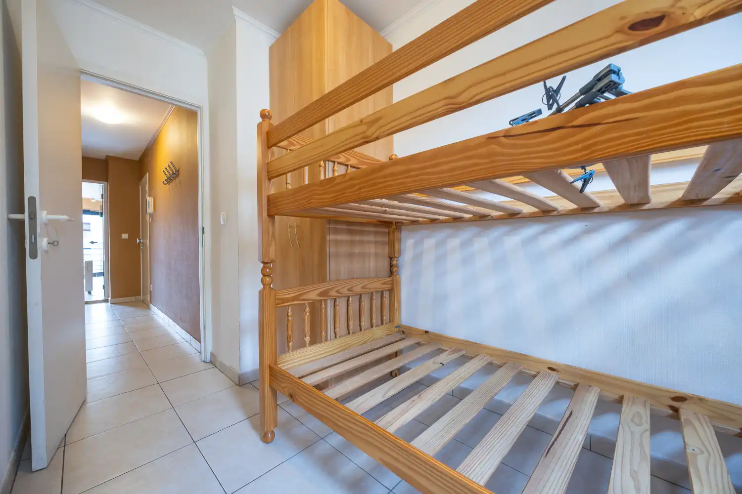 Twee slaapkamer appartement met lateraal zeezicht foto 19