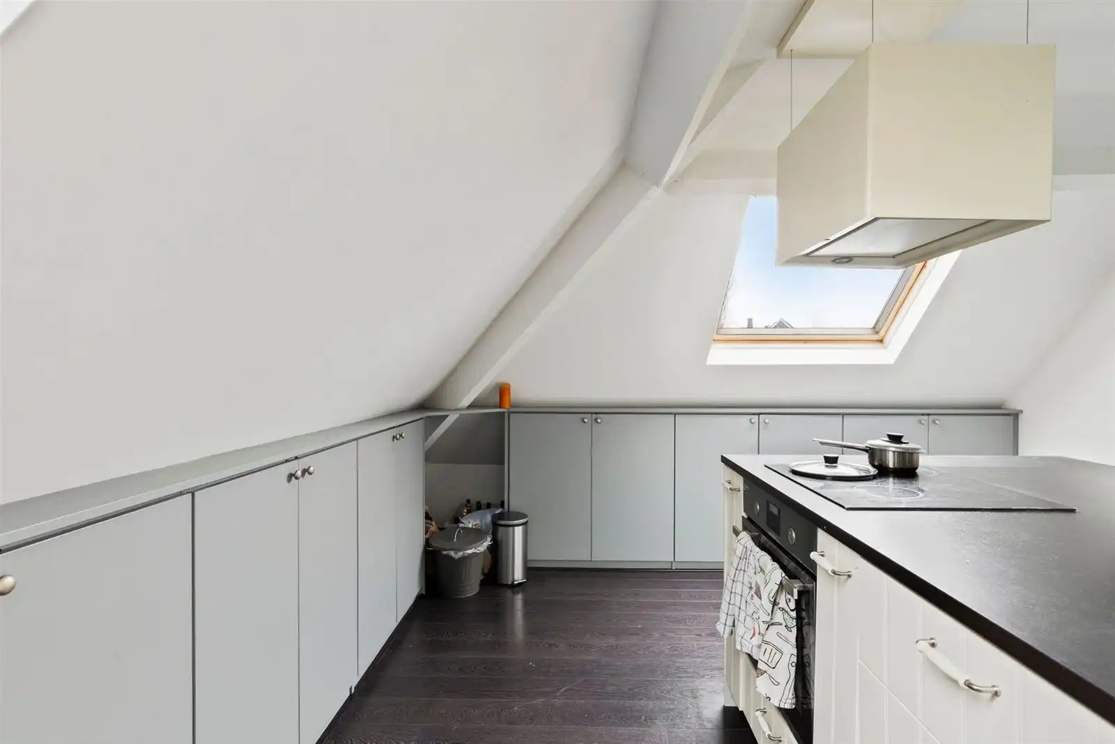 Gezellig en ruim 1 kamer appartement met terras foto 9