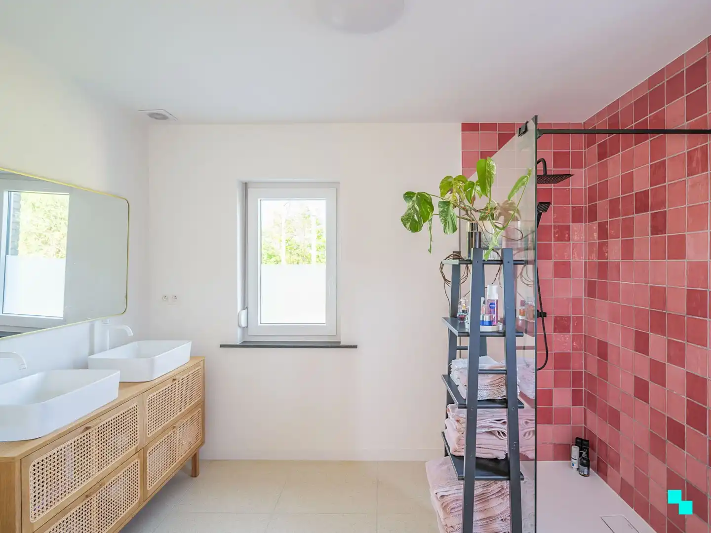 Gerenoveerde woning in de Tuinwijk van Merelbeke foto 19