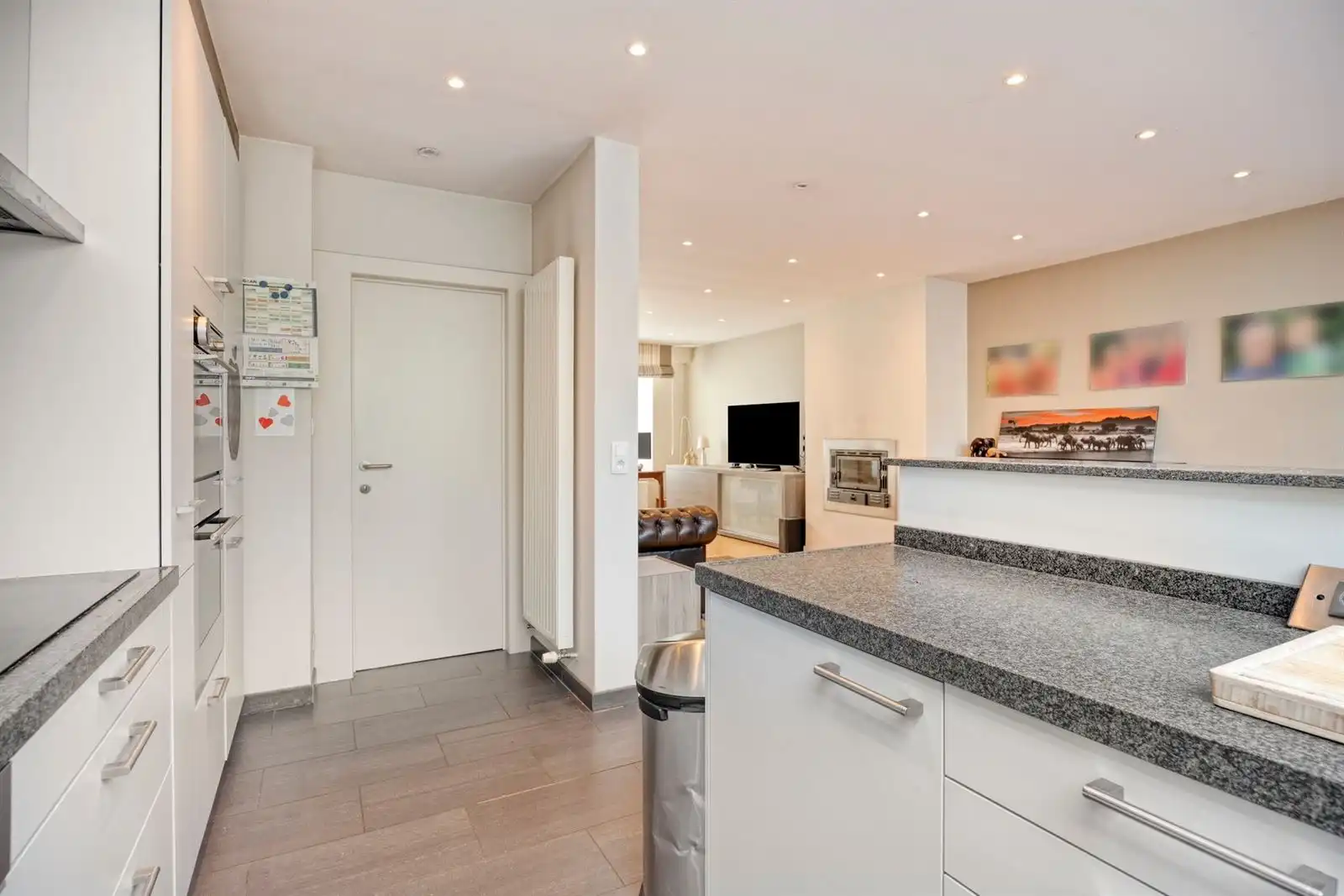 Instapklare gezinswoning met 4 slaapkamers op toplocatie in Elsdonk! foto 9