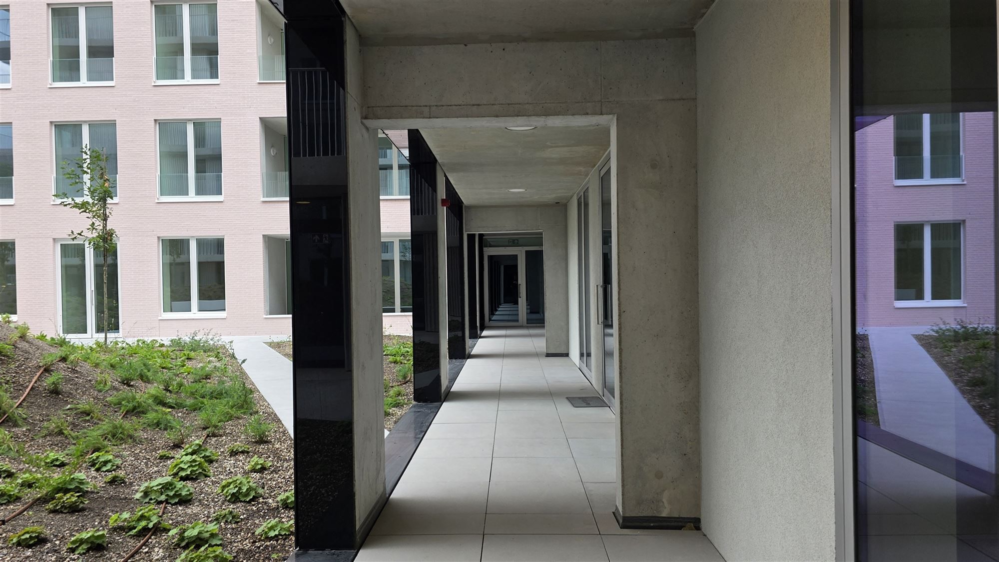 Nieuwbouw 2 slaapkamerappartement foto {{pictureIndex}}