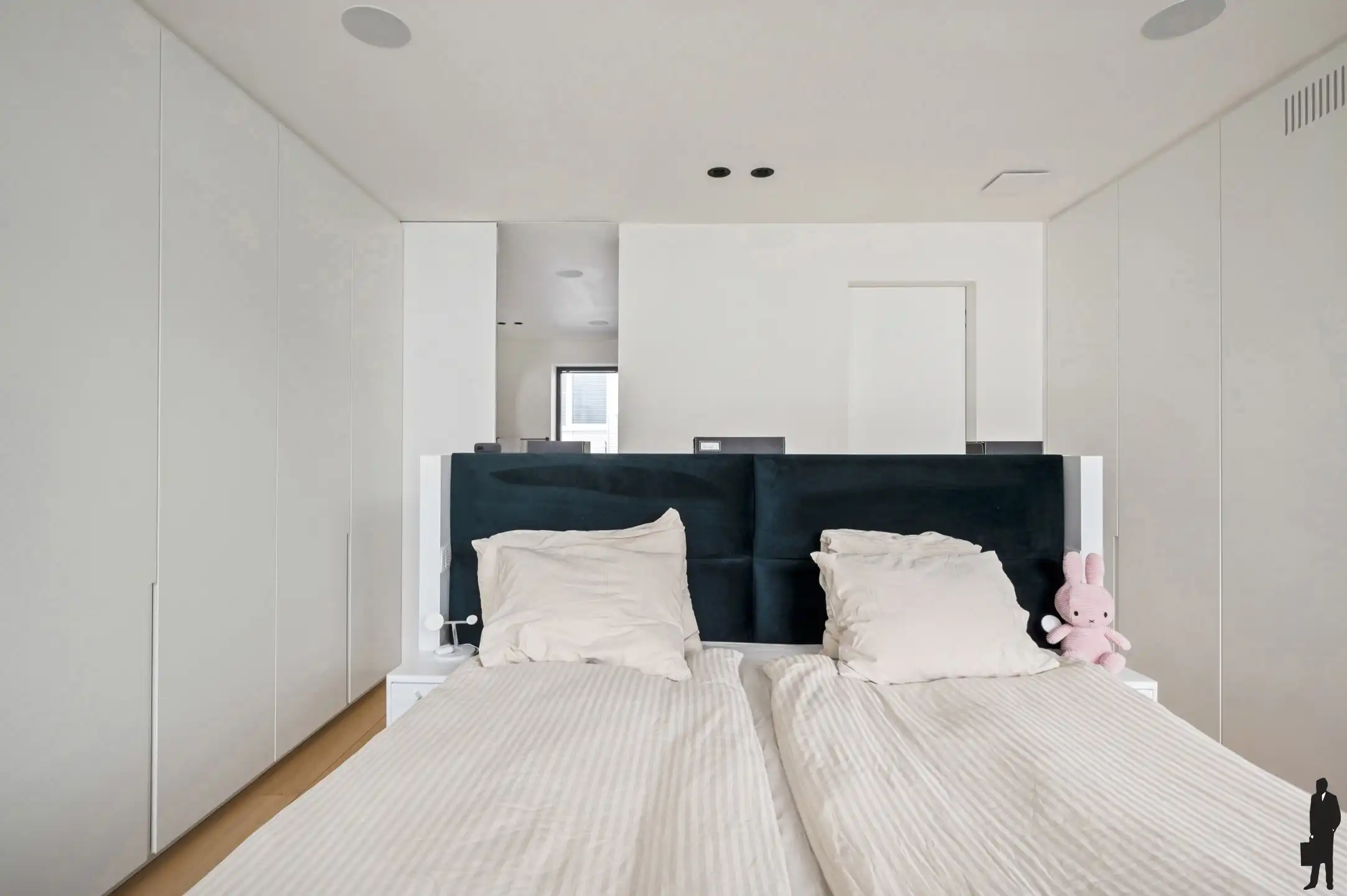 Upside down-woning met dakterras en parking foto 14