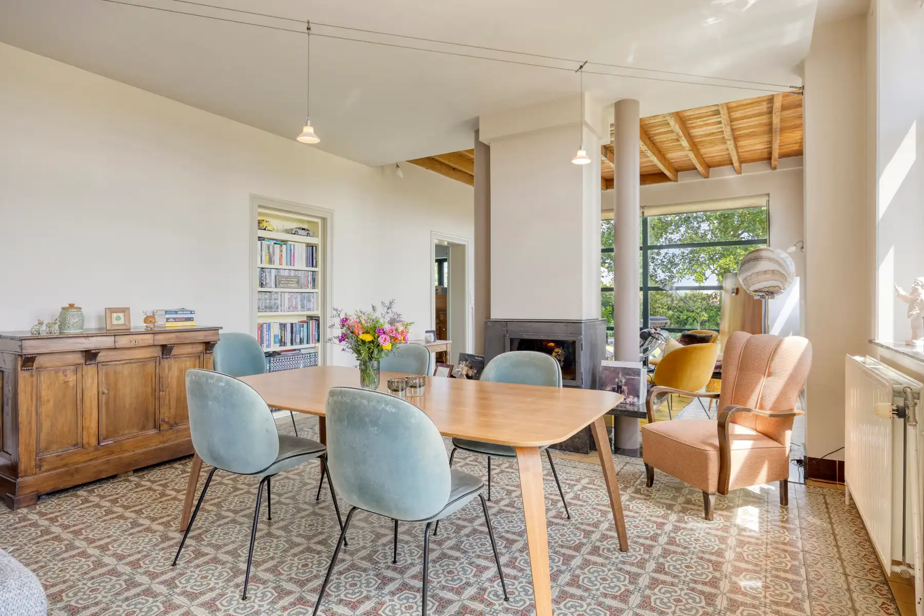 Ruime Charmewoning op topligging foto 6