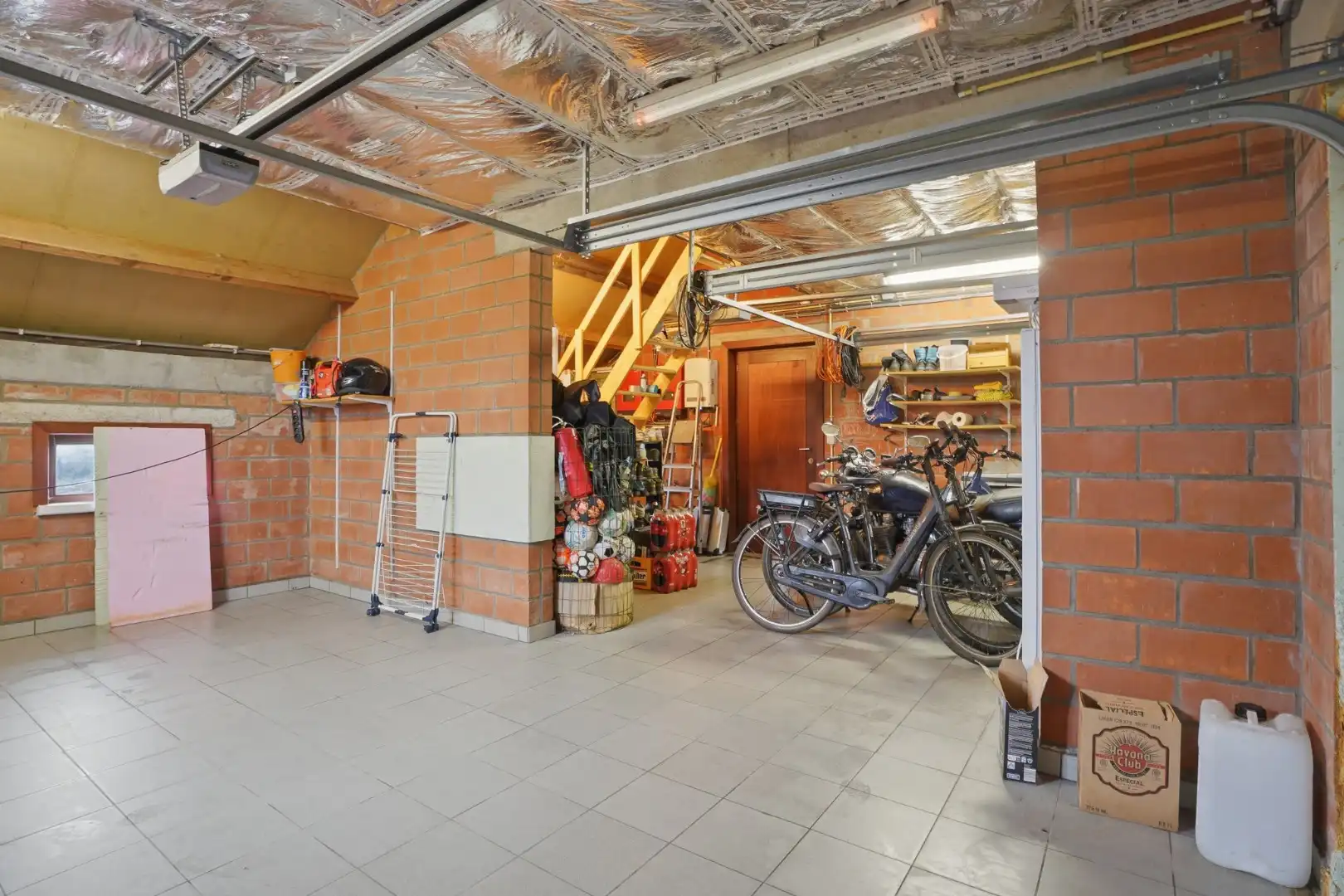 Landelijk gelegen villa met loods in Aartrijke foto 25