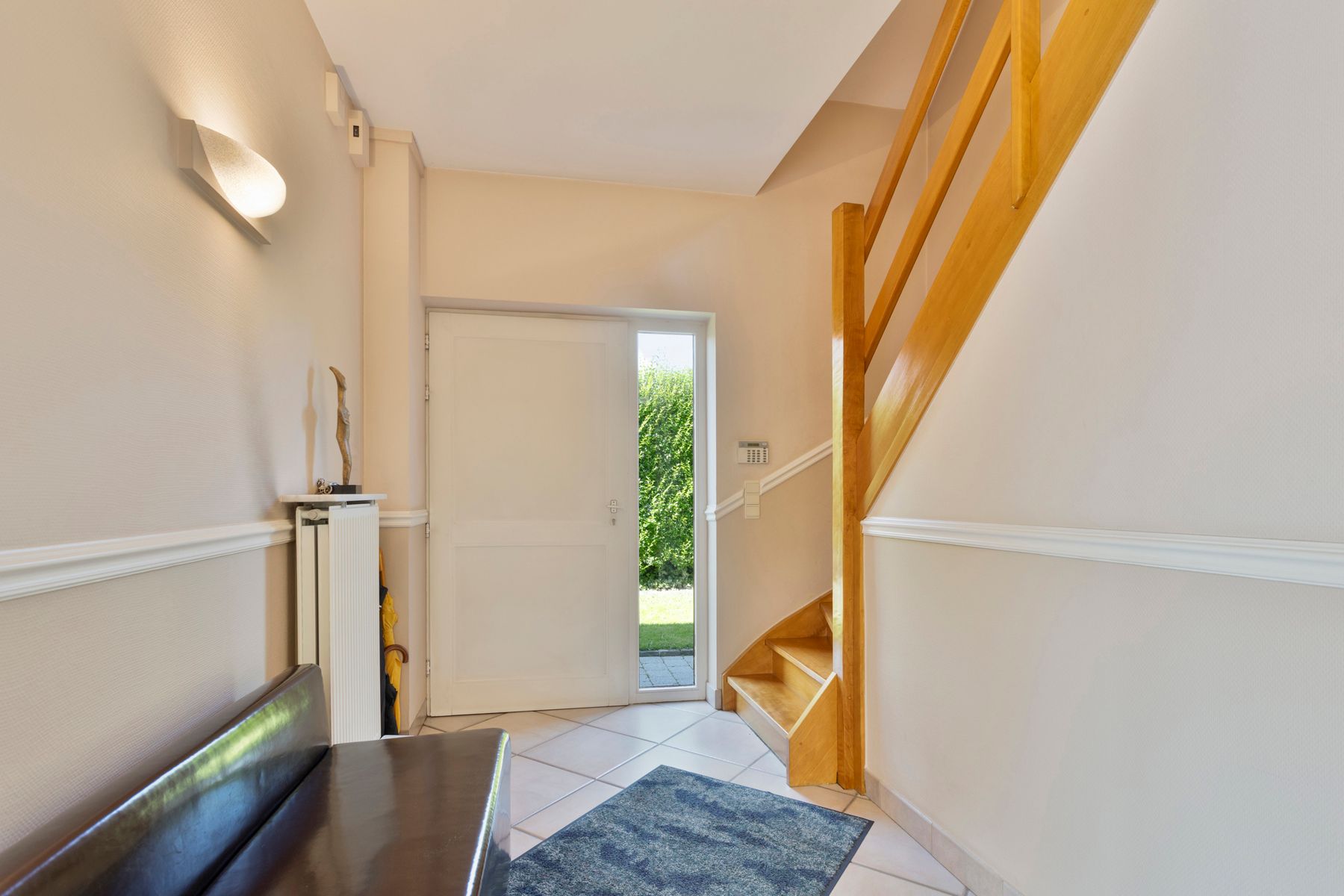 Instapklare villa gelegen op een toplocatie in Dilbeek! foto 3