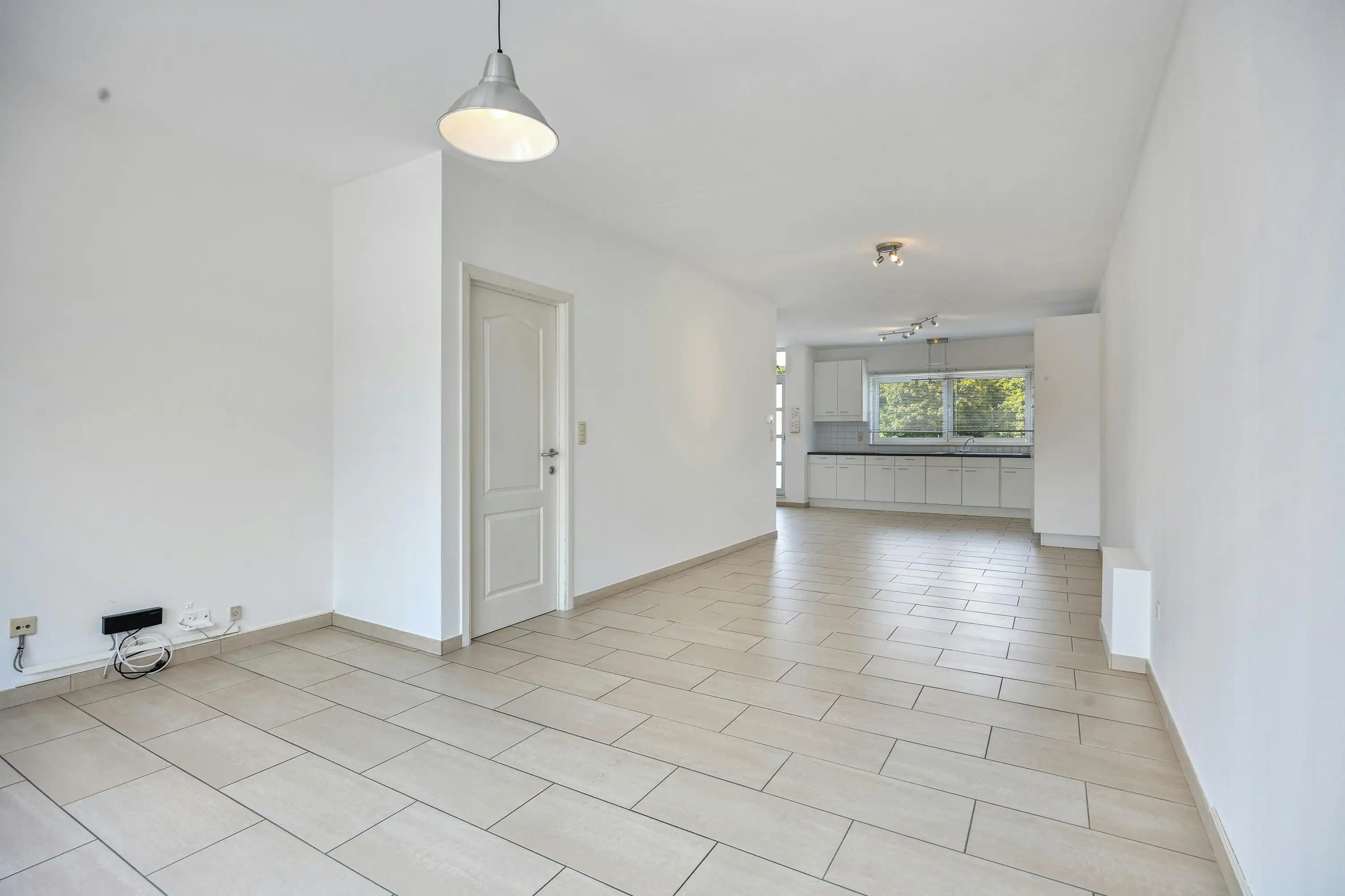 Instapklaar appartement met zuidgericht terras nabij centrum Diepenbeek  foto 2