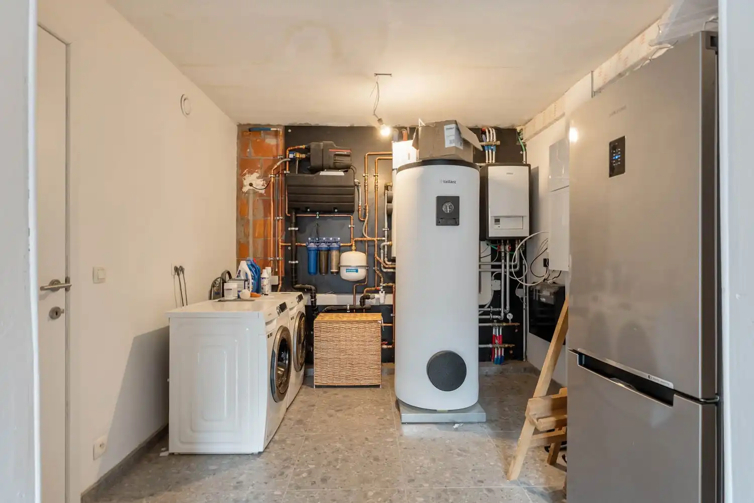 Prachtig gerenoveerd en energiezuinig herenhuis met 5 slaapkamers, 2 badkamers en een tuin op een toplocatie nabij het station van Leuven! foto 30