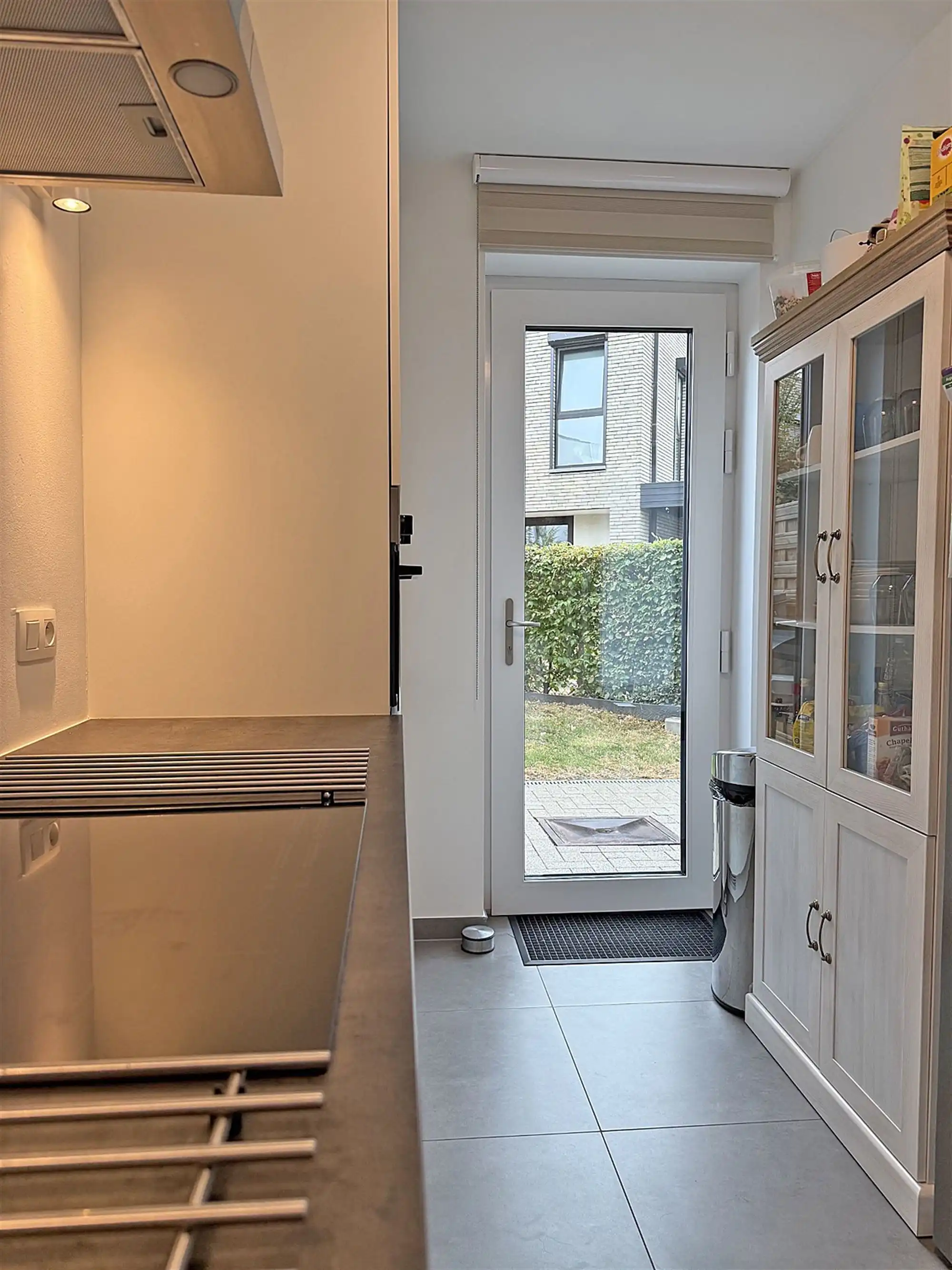 Instapklare WONING met 3 slaapkamers, tuin / terras & carport, gelegen in een rustige, kindvriendelijke buurt foto 12