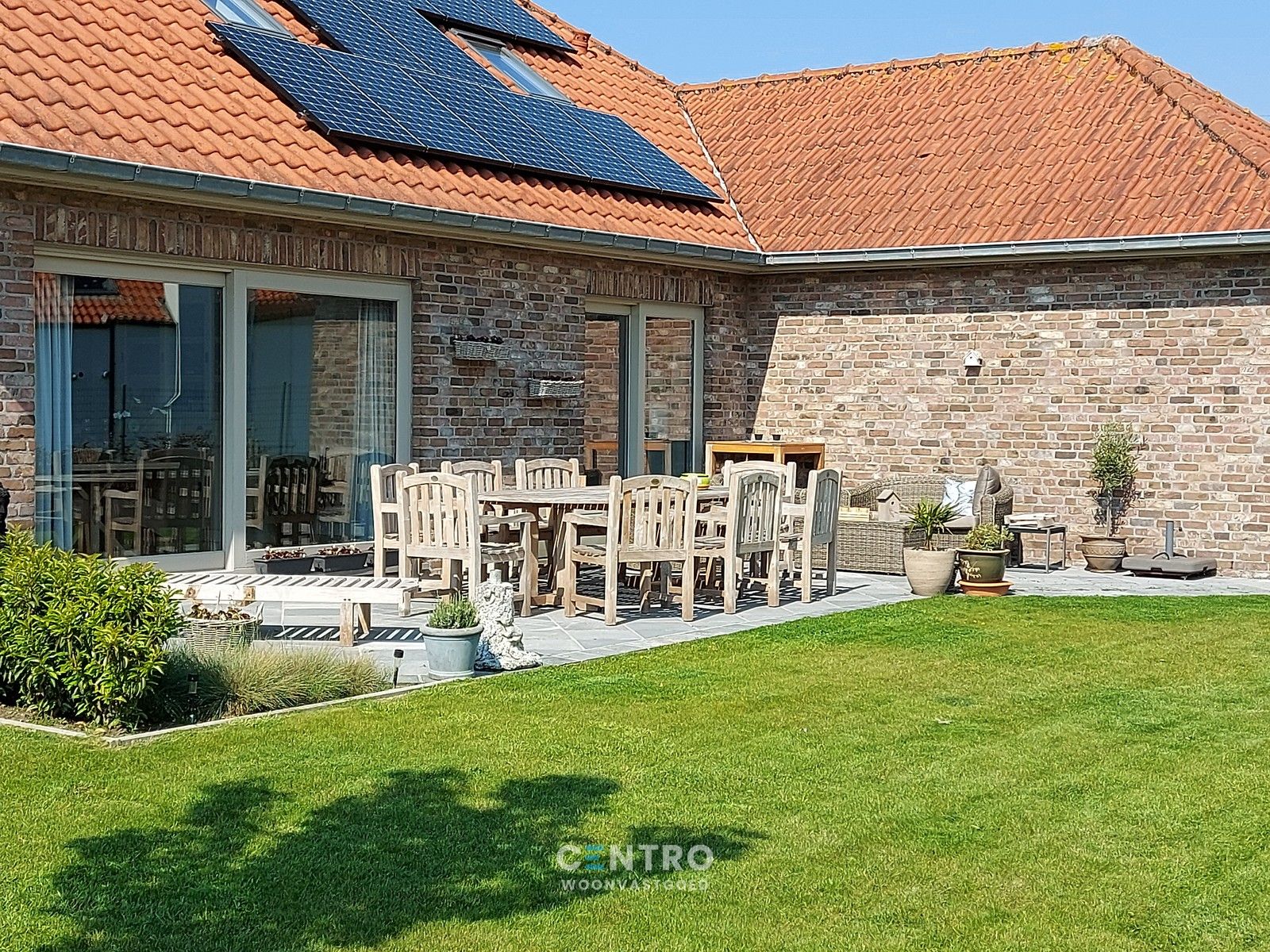 INTERESSANT gelegen woning op circa 1.200m2 grond te Uitkerke! foto 25