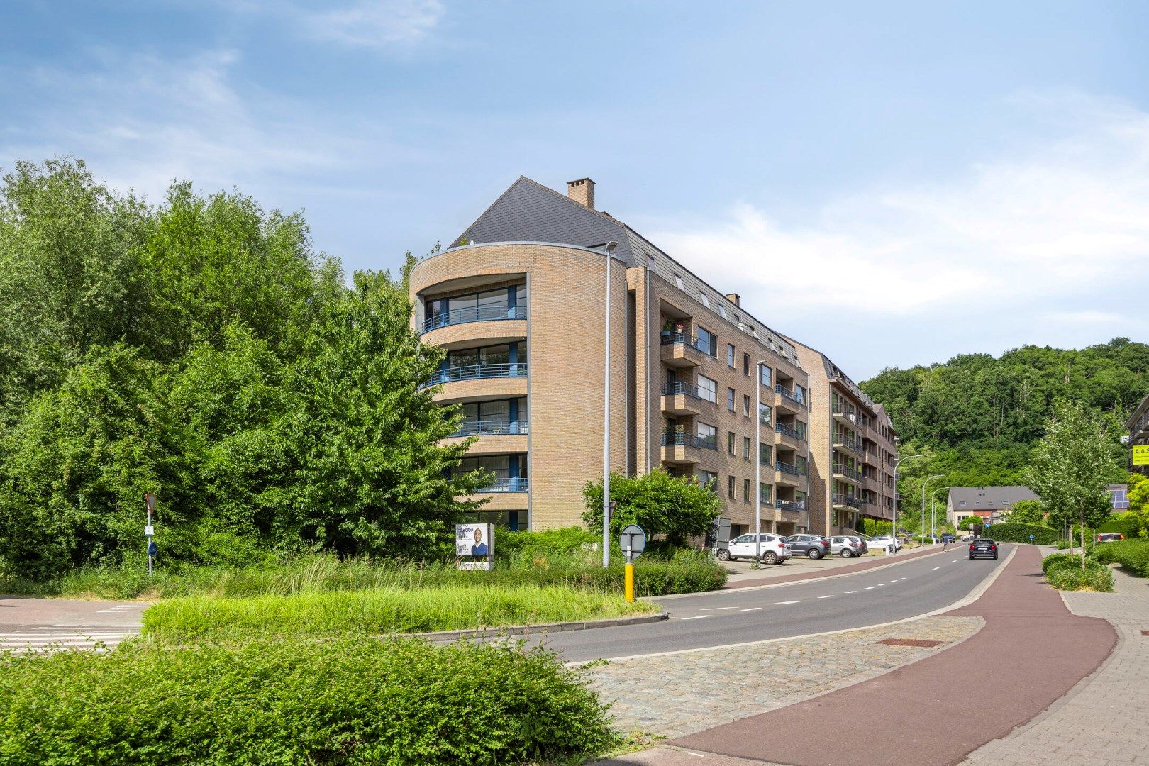 Goed gelegen dakappartement met 1 slaapkamer – EPC 219 kWh/m² – bewoonbare opp. 76 m² Kessel-Lo foto 2