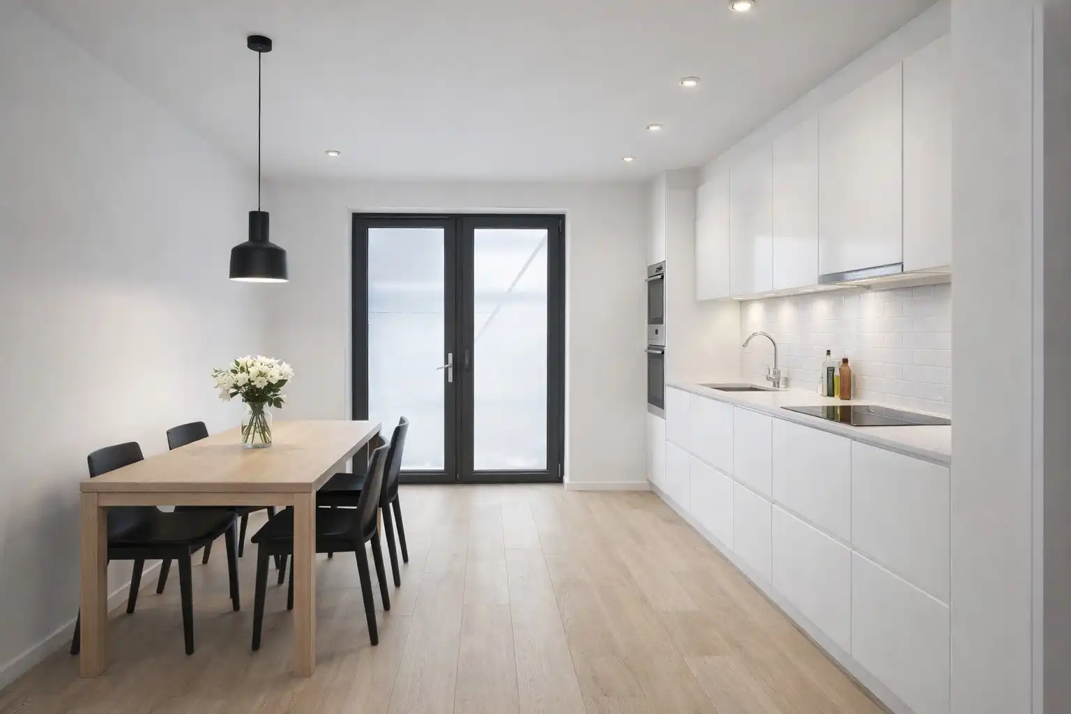 Volledig gerenoveerd duplex appartement te koop in Belzele foto 2