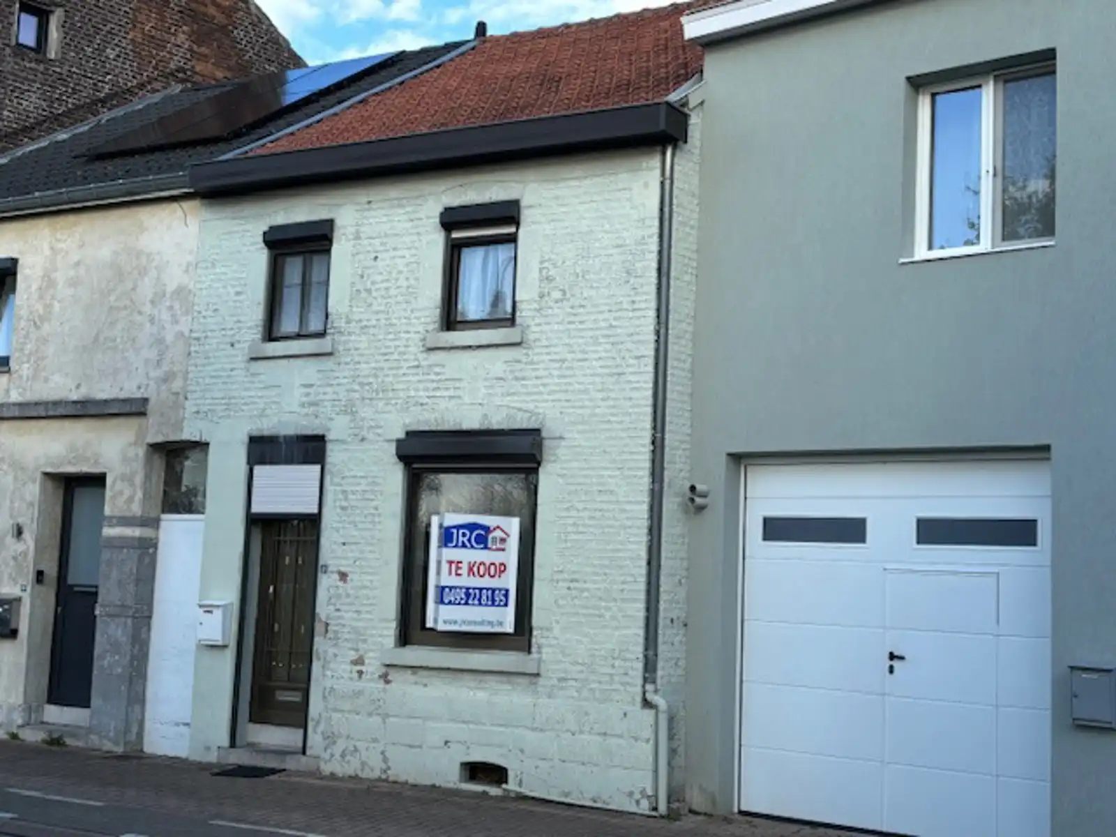 Rijwoning met zij- en achteringang te Gingelom foto 2