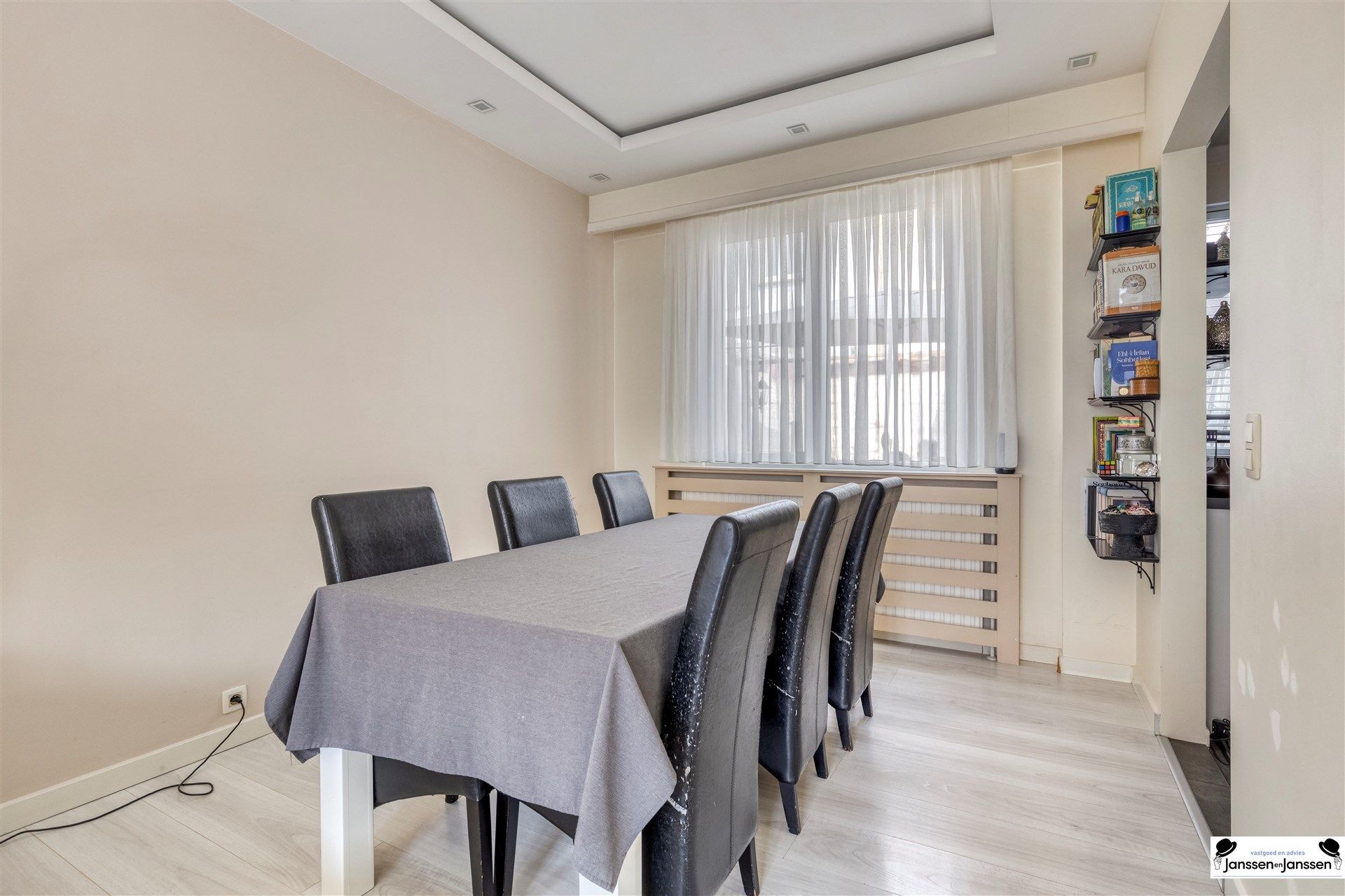 Gerenoveerde eengezinswoning met 3 slaapkamers.  foto 8