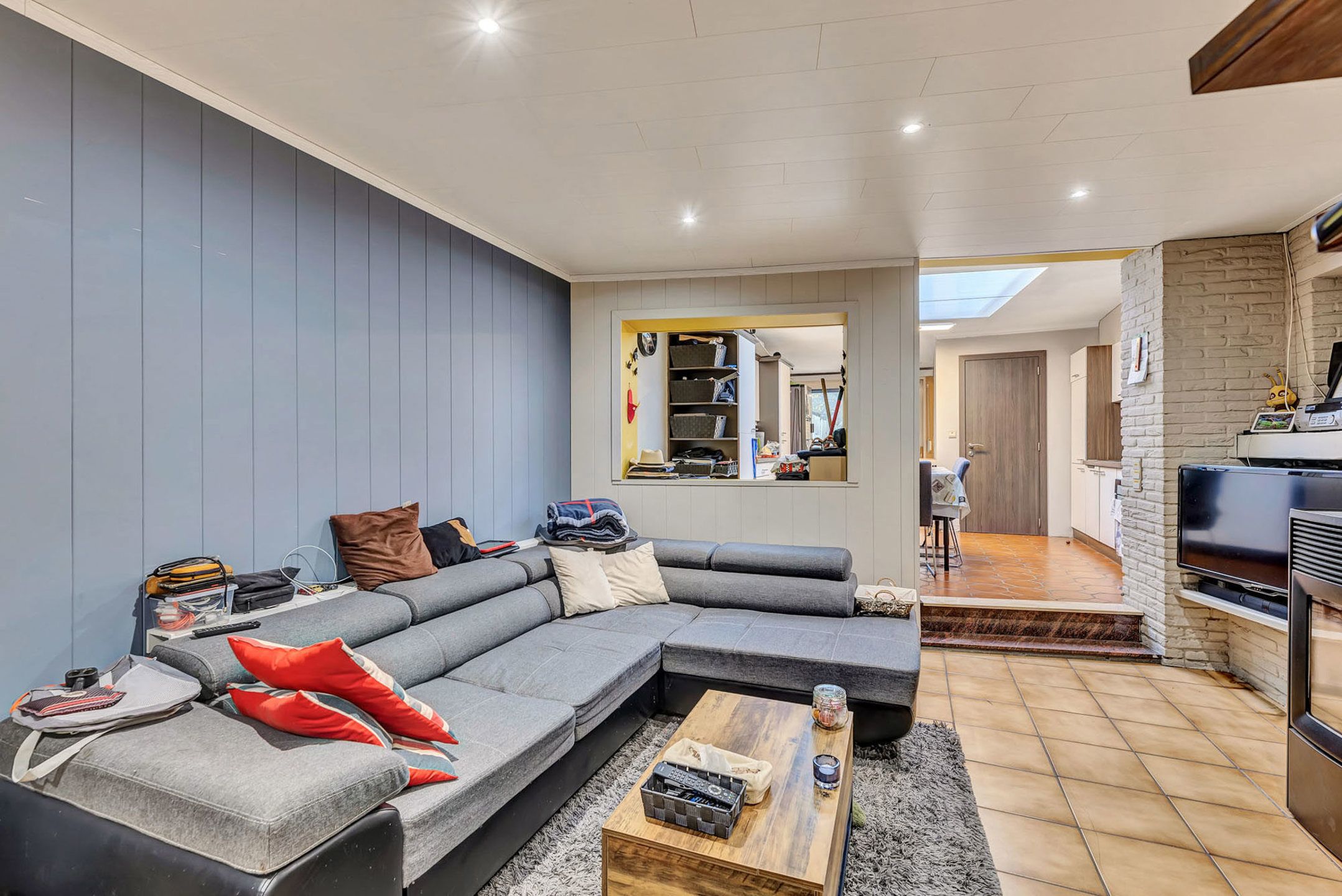 Gesloten bebouwing met 4 slaapkamers en tuin foto 5