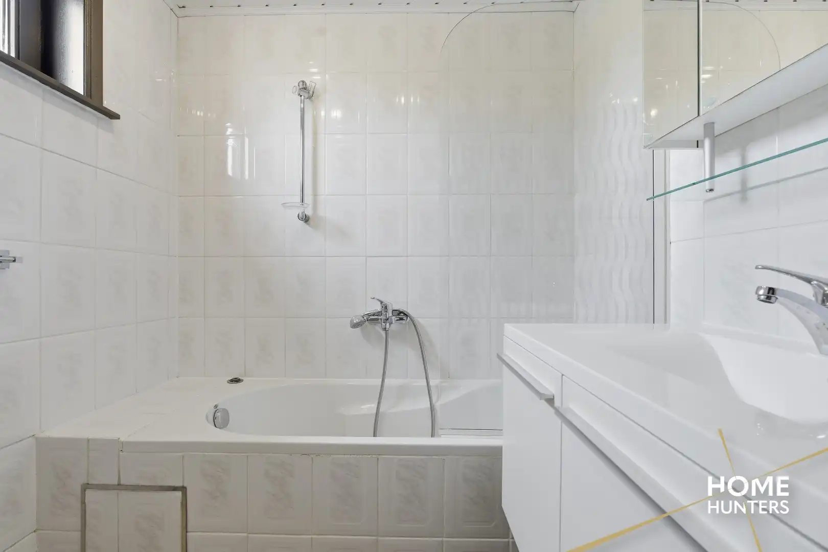 Halfopen bebouwing met alle wooncomfort op het gelijkvloers foto 12