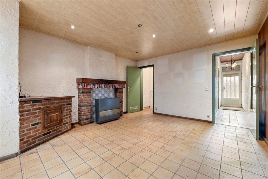 TE RENOVEREN RIJWONING VLAKBIJ HET CENTRUM VAN SINT-TRUIDEN foto 8