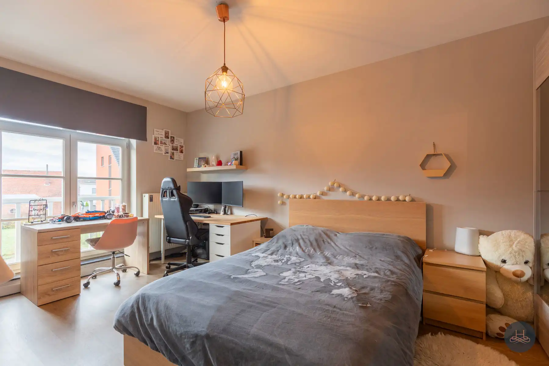 Instapklare gezinswoning met leuke tuin foto 20