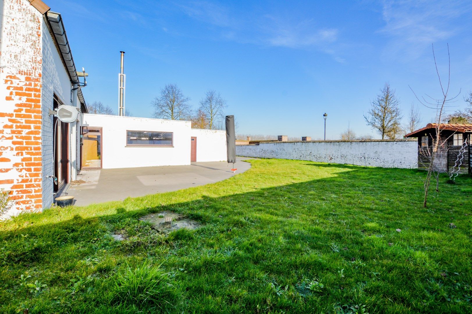Ruime halfopen bebouwing met potentieel in het hart van Stalhille! foto 13
