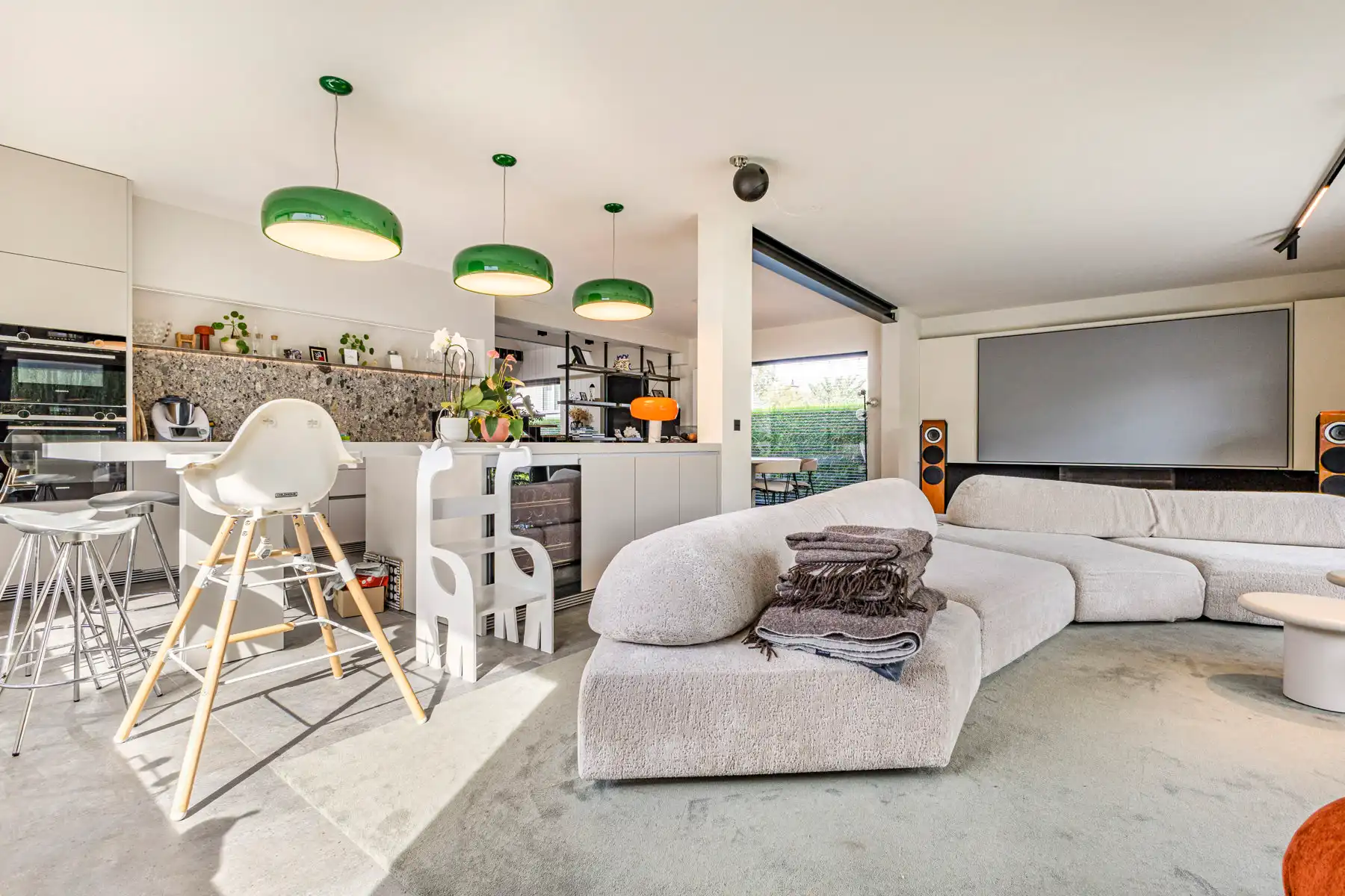 Uitzonderlijke eigendom met 4 slaapkamers en 3 badkamers foto 9