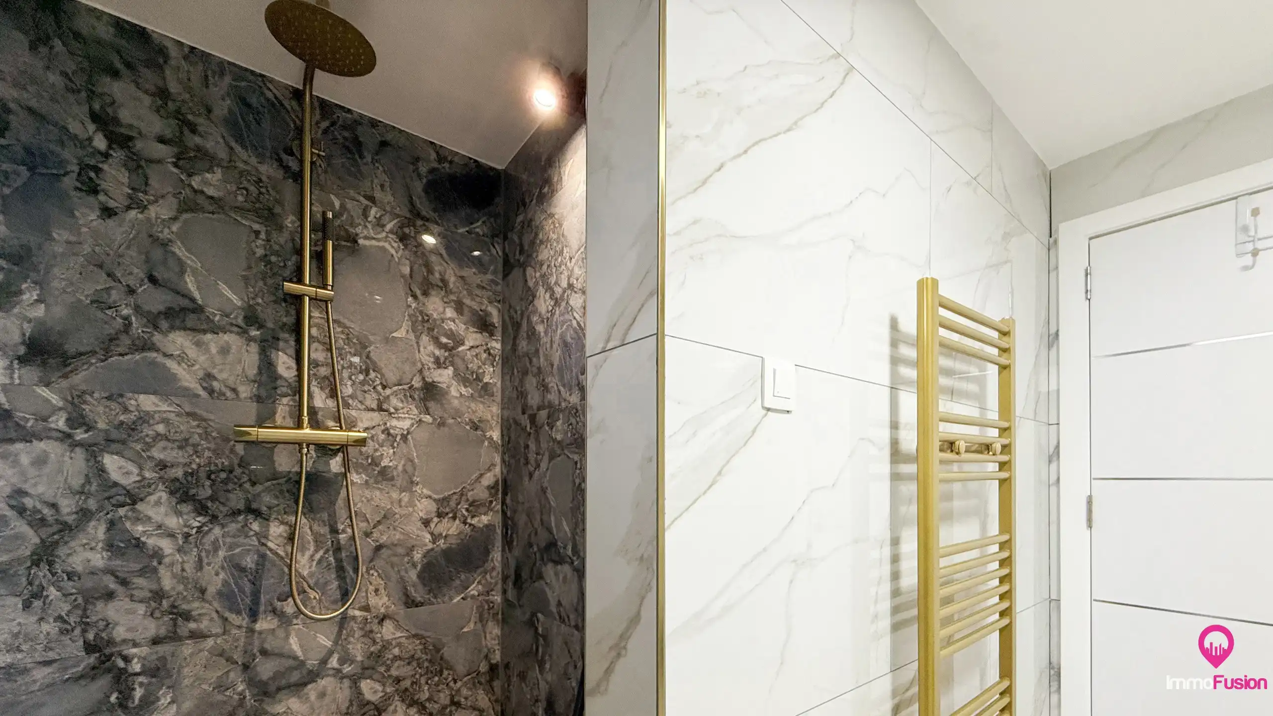 Ruime villa van 256m² met 6 slpks, garage en overdekt terras foto 31