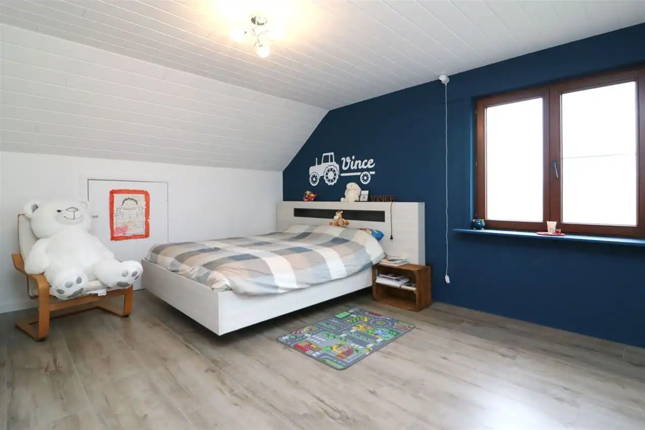 Villawoning met tuin op een goede locatie foto 30