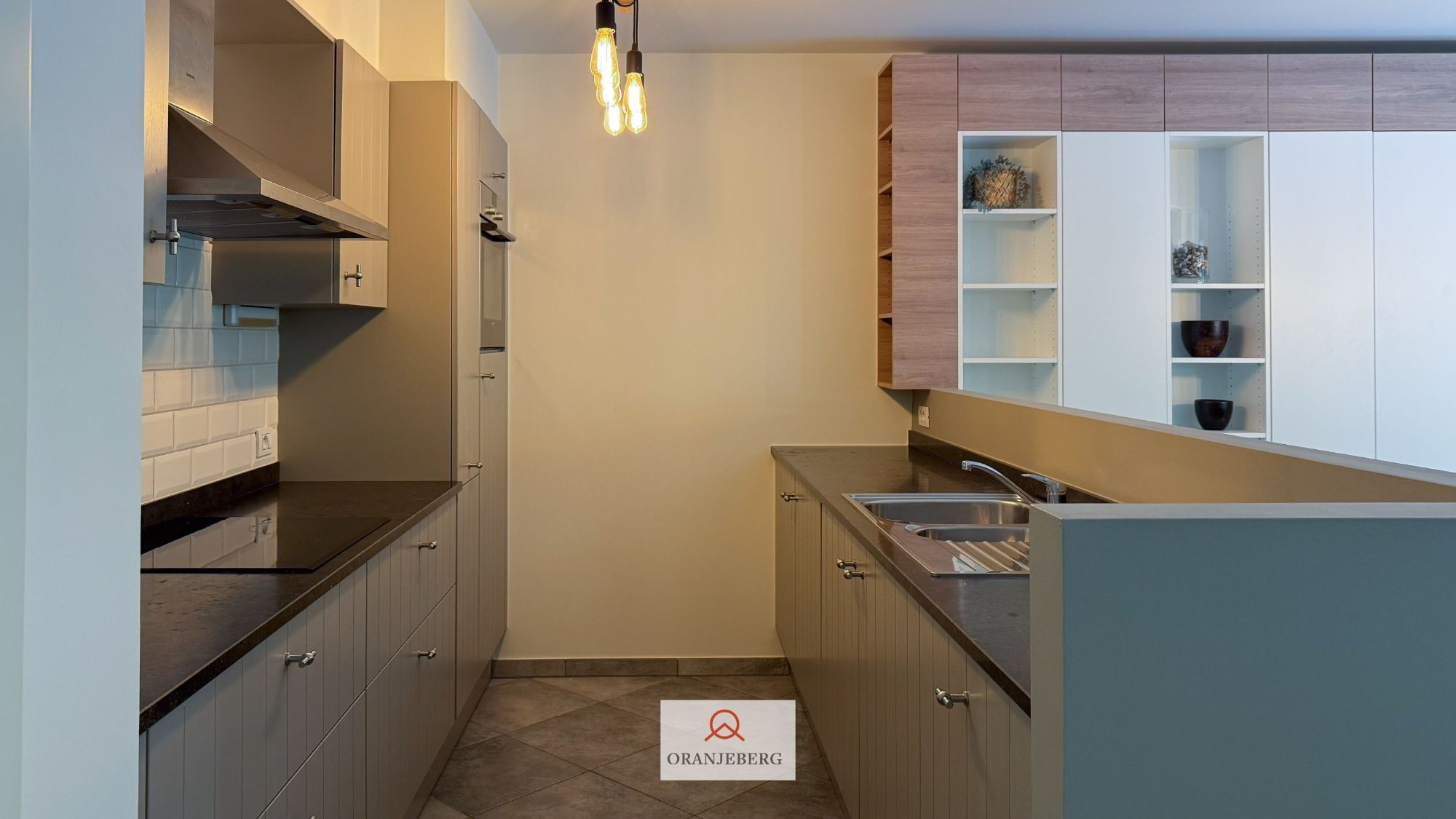 Modern gelijkvloers 2 slpk appartement met groot terras rustig gelegen in centrum Gent foto 12