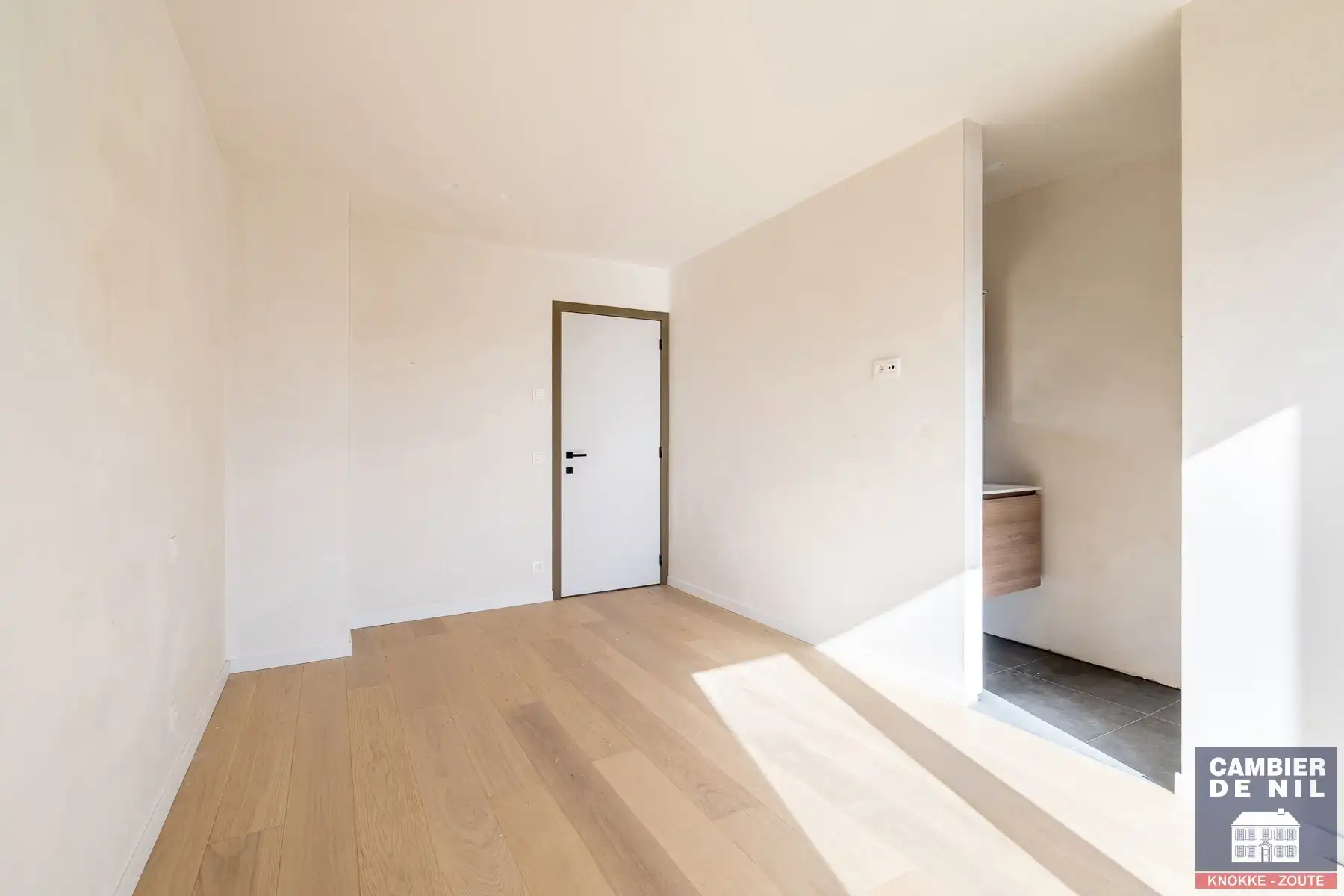 Nieuwbouw - ongemeubelde koppelvilla in rustige,  residentiële wijk te Knokke-Heist  foto 11