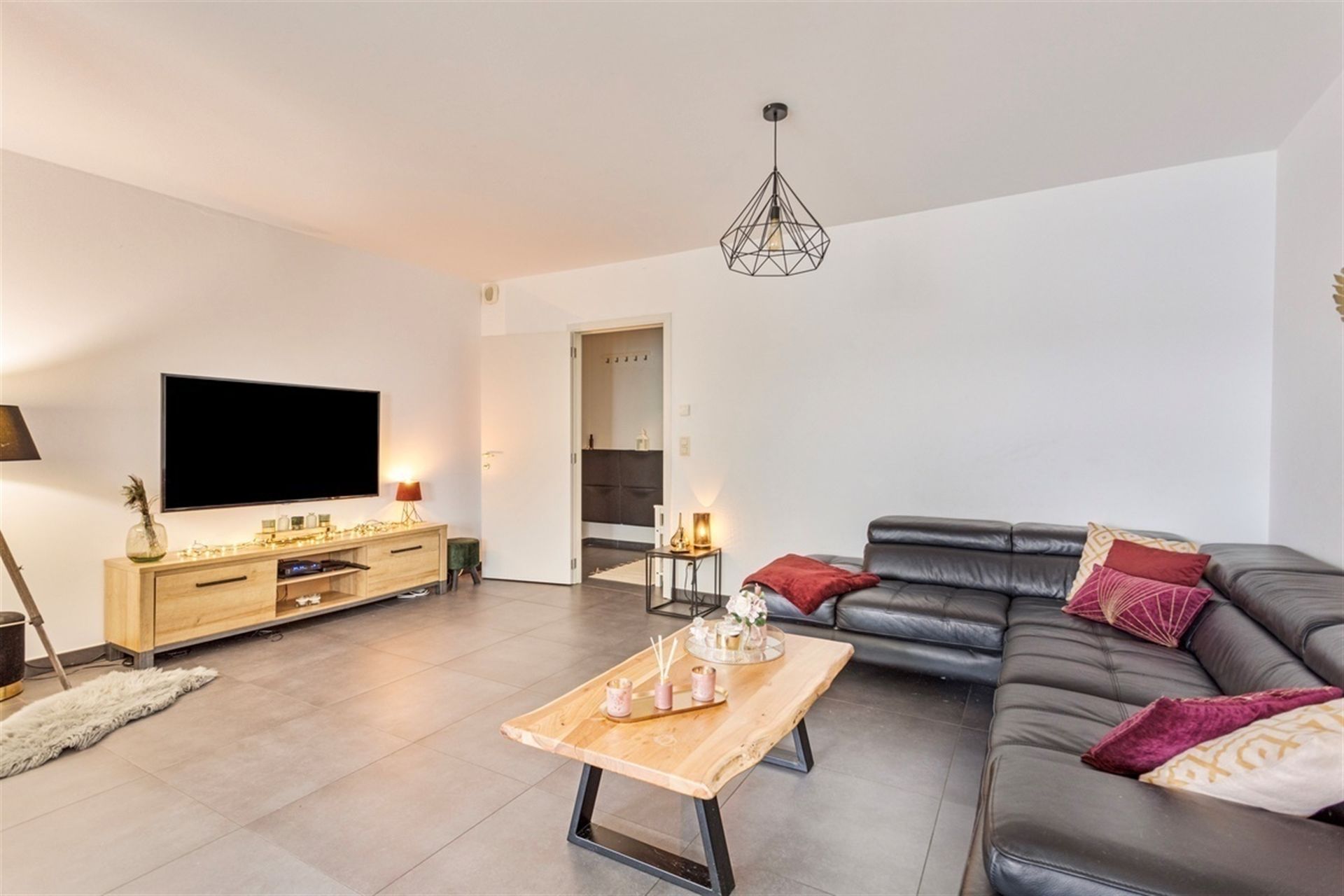 Schitterende hedendaagse appartement te koop. foto 5