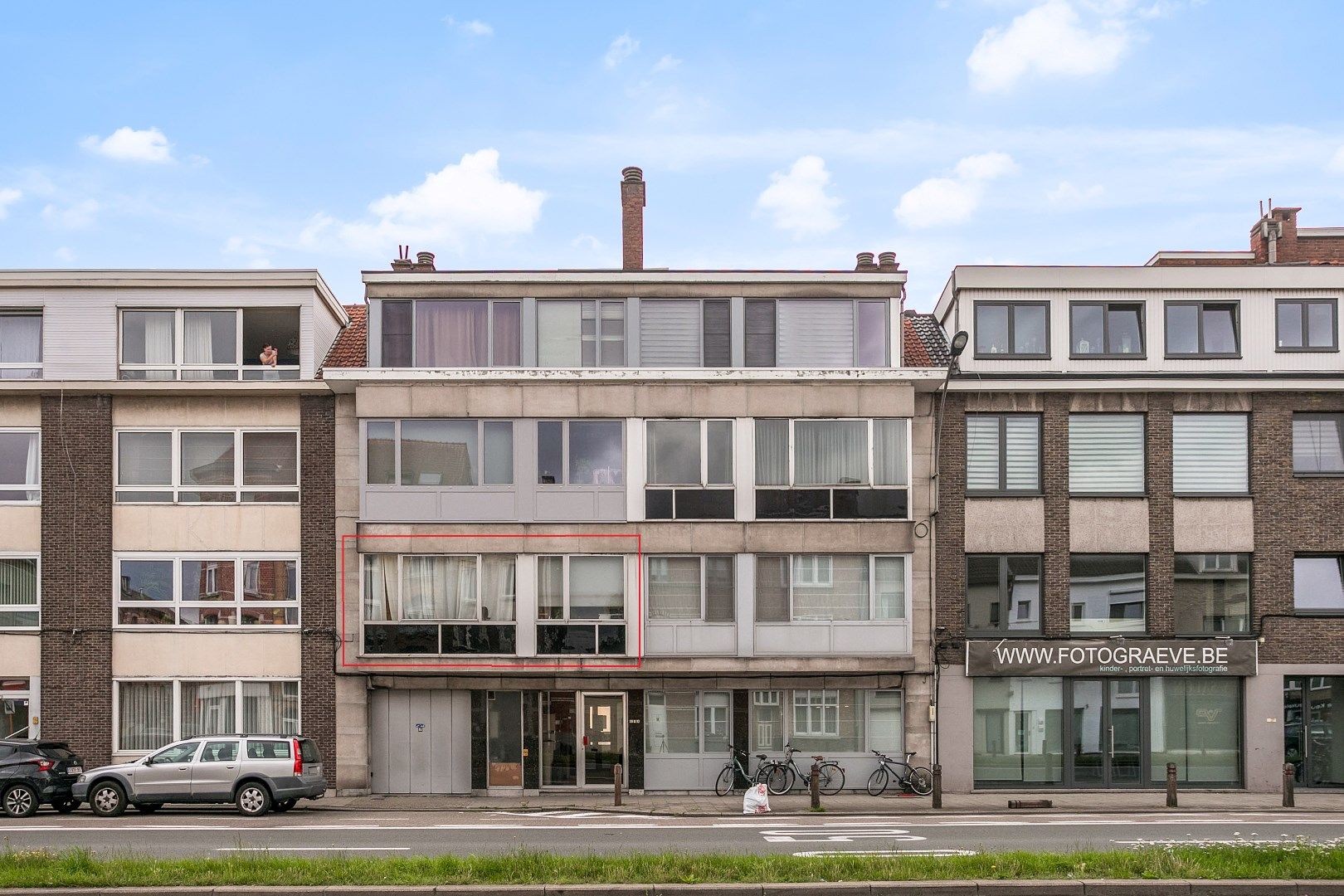 Ruim appartement (99m²)  met 2 slaapkamers terras en garage in Gent foto 9