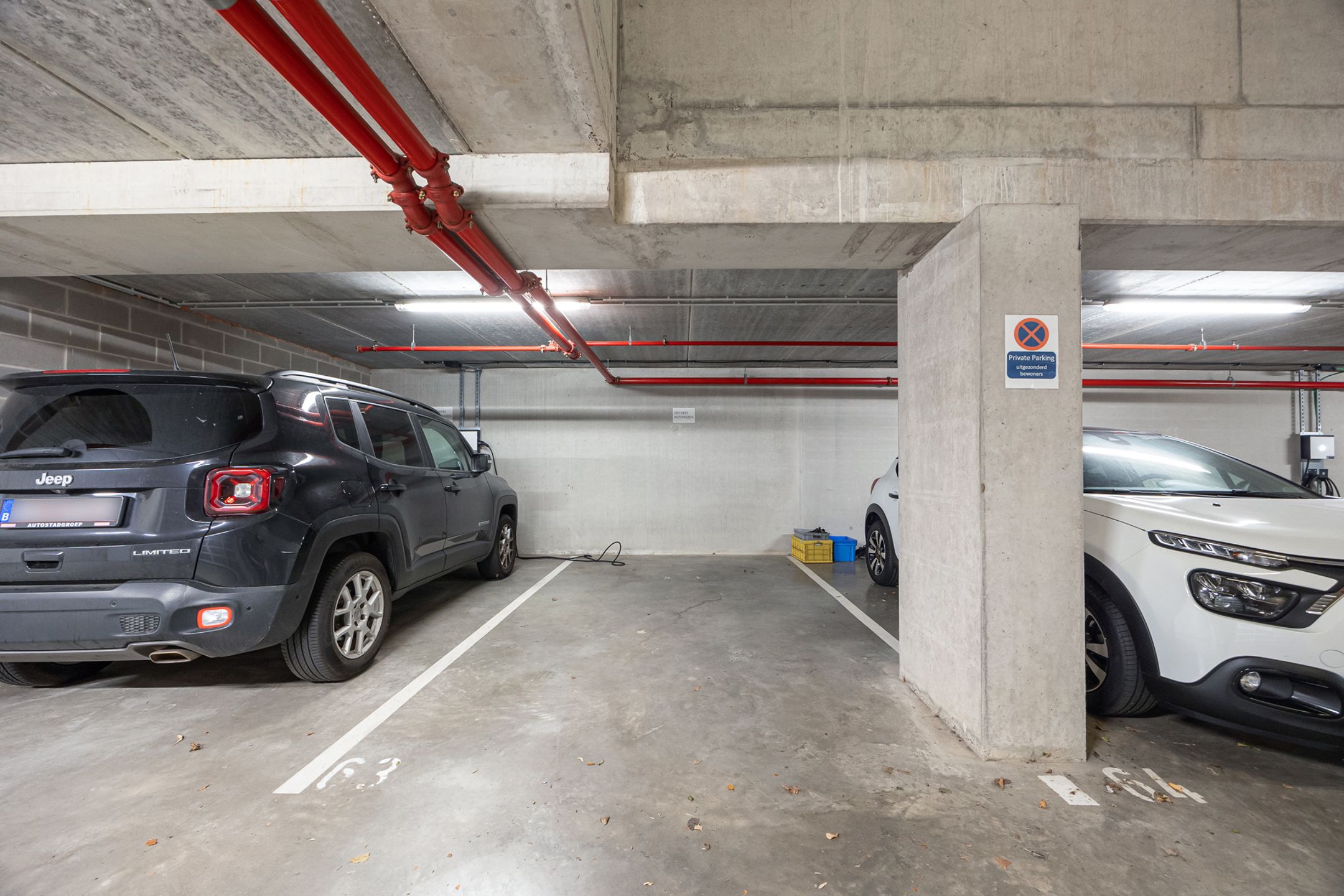 App met groot terras, kelderberging en autostaanplaats foto 14