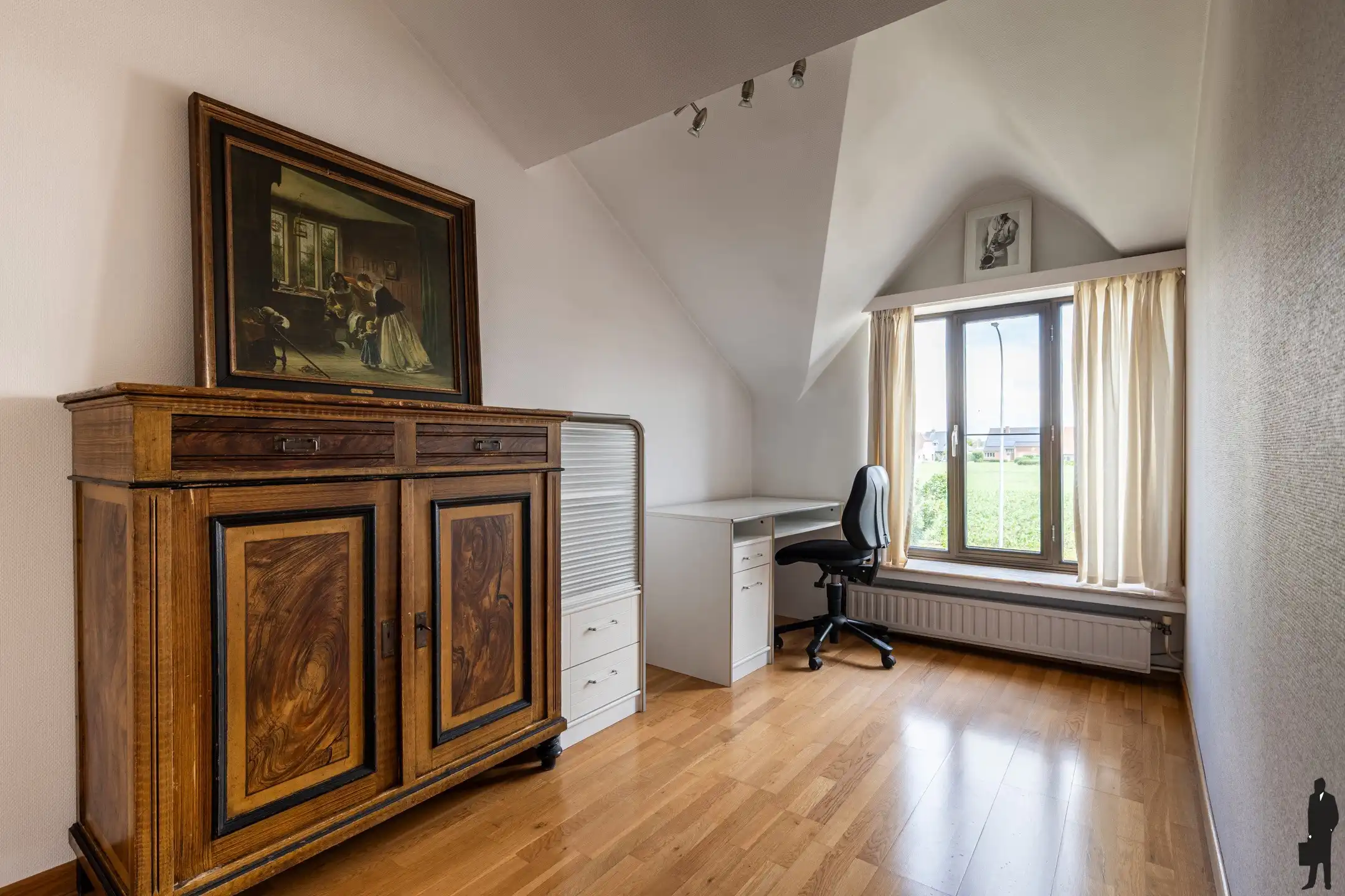 Instapklare woning met ruime tuin in Hoogstraten. foto 9