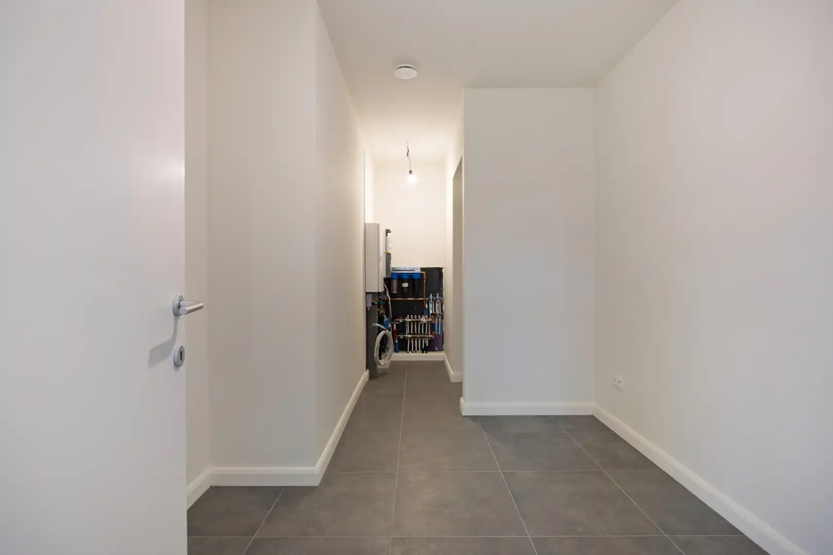 Kwalitatief afgewerkte en ruime nieuwbouw (HOB) met 3 ruime slpks op 412 m² te Olen ! foto 10