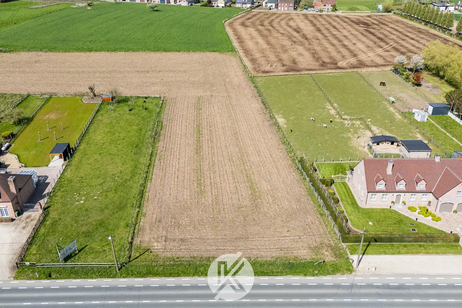 Uitstekend gelegen bouwgrond voor open bebouwing foto 5