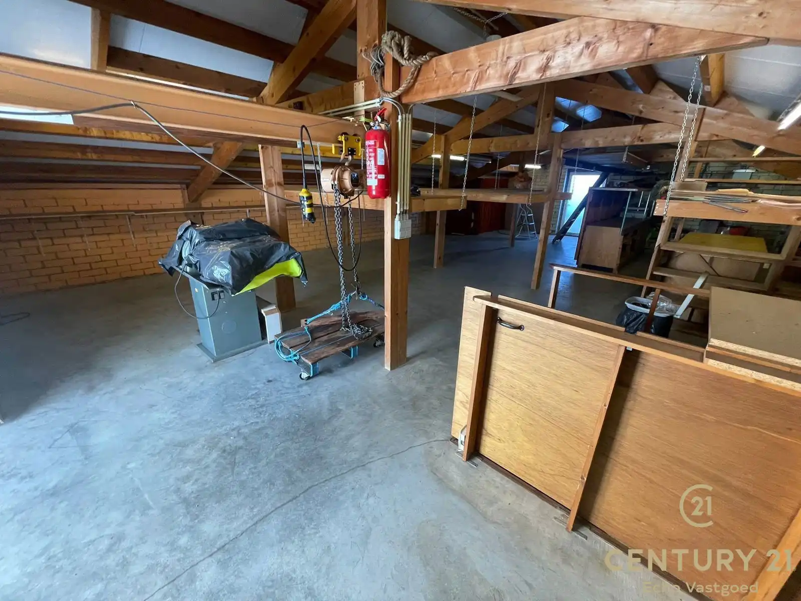 Praktisch magazijn op een uitstekend bereikbare locatie foto 10