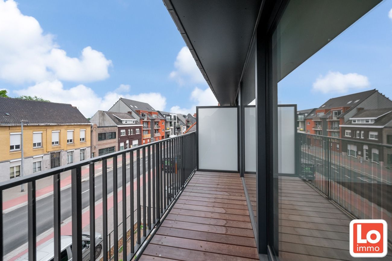 Ideale investering! Prachtig appartement met 1 slpk en ruim terras aan 6% btw! foto 2