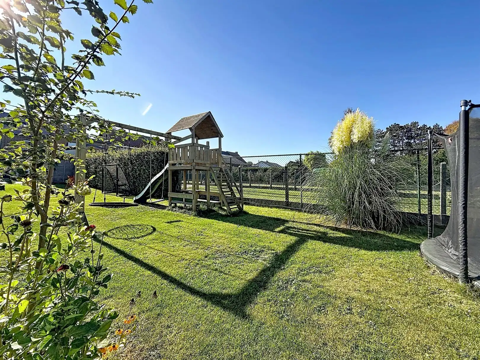 Ruime gerenoveerde HOB, 4 slpks, terras, tuin,  foto 46