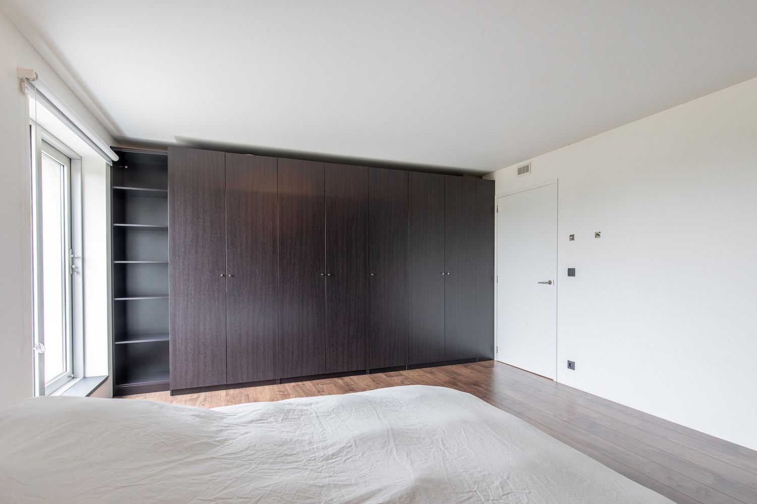 Moderne architectuurwoning op een perceel van 20a foto 37