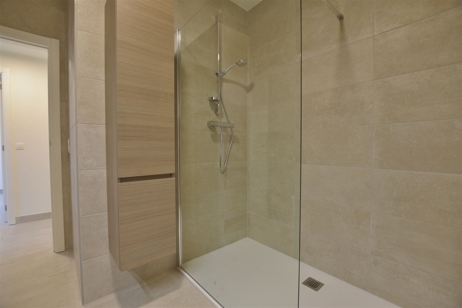 Prachtig nieuwbouwappartement op 1ste verdiepig met groot terras foto 17