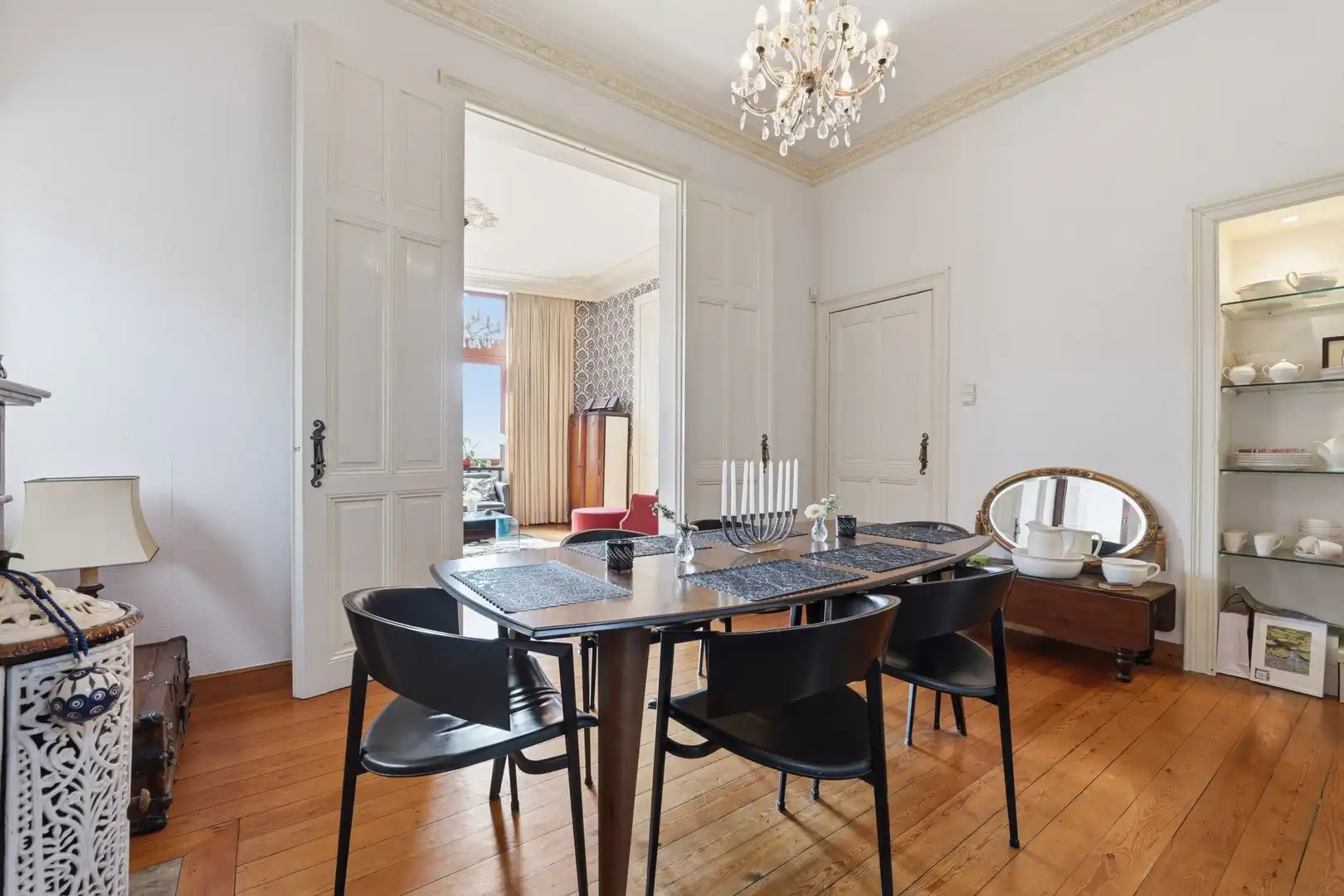 AUTHENTIEK HERENHUIS MET PRAKTIJKRUIMTE, TUIN EN GARAGE MET STALLEN IN HARTJE BORGLOON foto 14