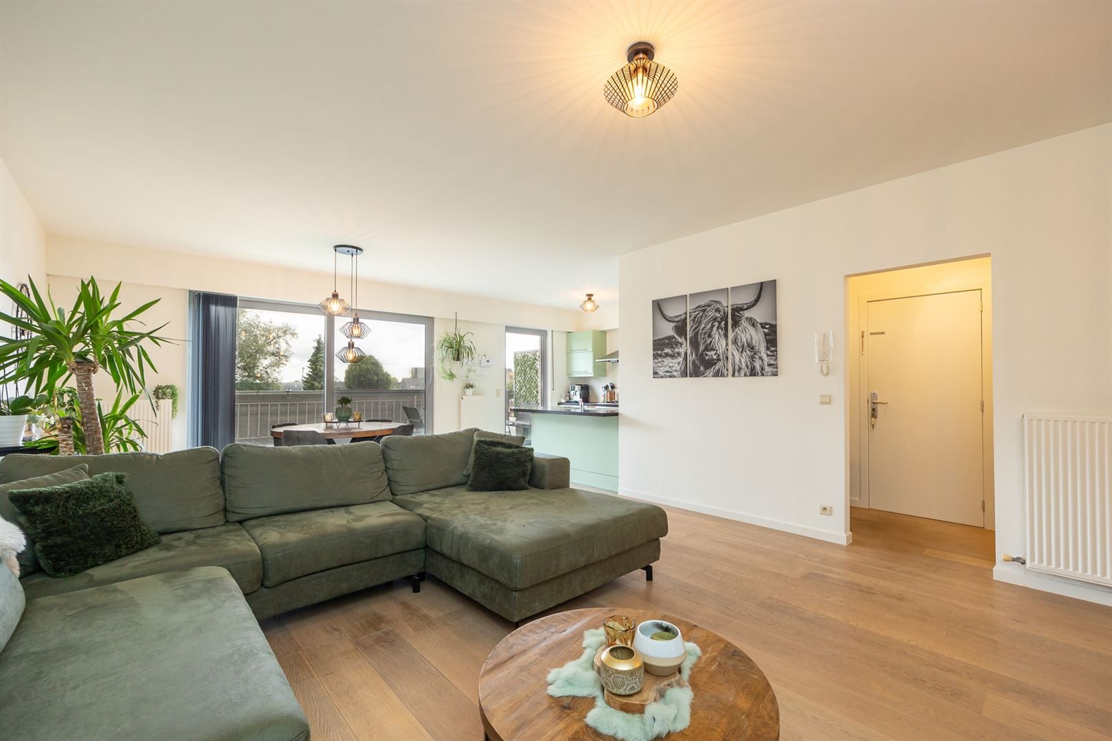 Appartement met twee slaapkamers met overdekte autostaanplaats foto 7