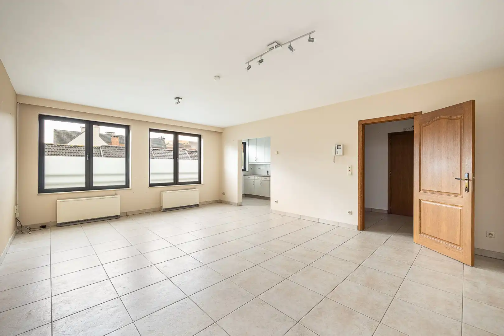 Ruim appartement op centrale locatie foto 6