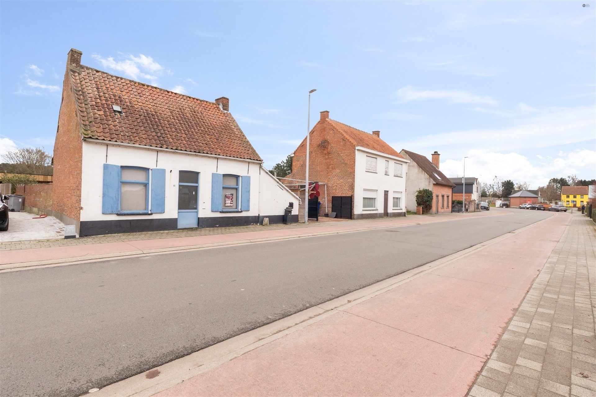 Prachtig perceel grond van 2.221m² met nieuw bijgebouw. foto 4