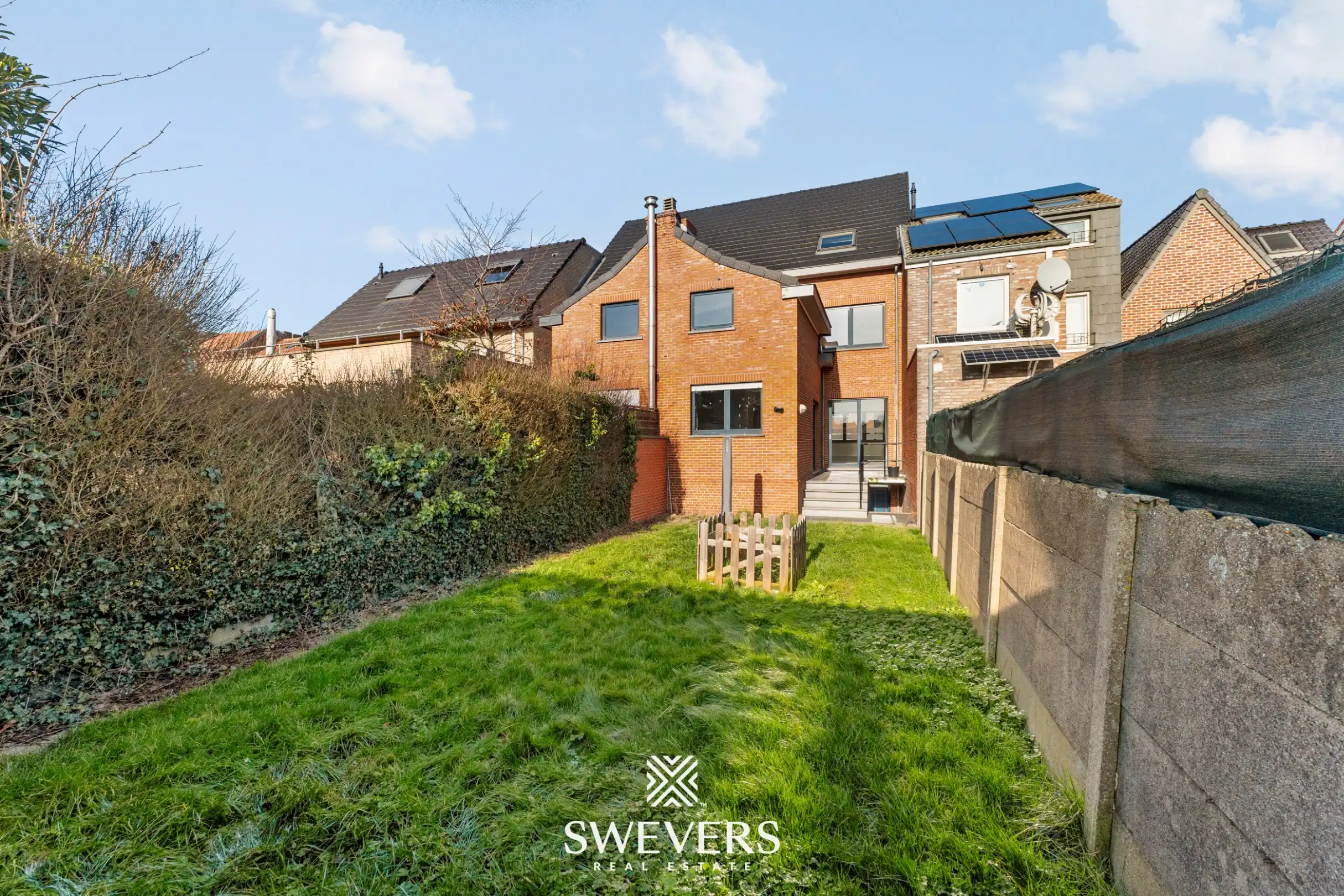 Verrassend ruime gezinswoning: 4 slaapkamers, garage, kelder & zolder   foto 32