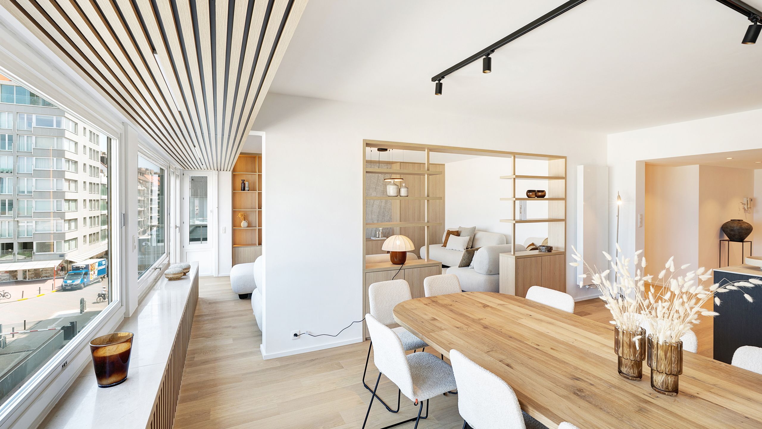 Appartement met 5 slaapkamers en 10m gevel te Rubensplein. foto 6