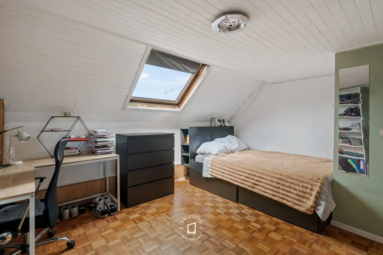 Veelzijdige woning met 3 slaapkamers, ruime bijgebouwen en werkplaats te Okegem foto 19