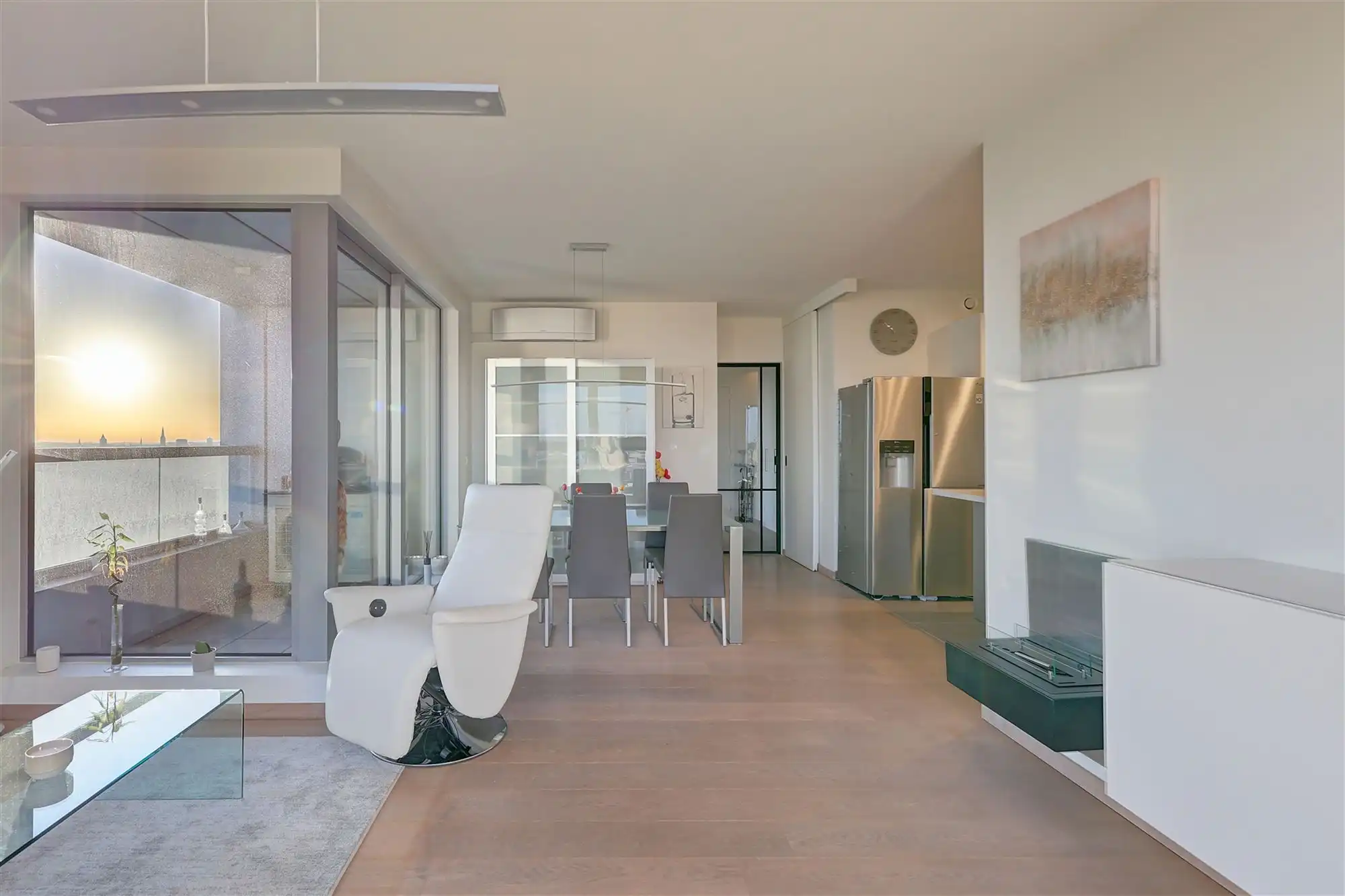 Instapklaar appartement met 2 slpks met terras in centrum Antwerpen foto 3