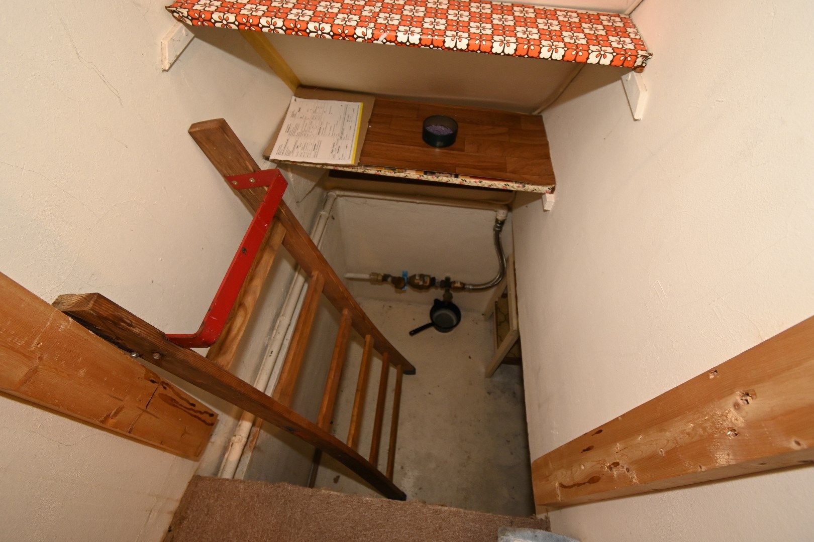 Alleenstaande woning met garage en tuin  foto 12