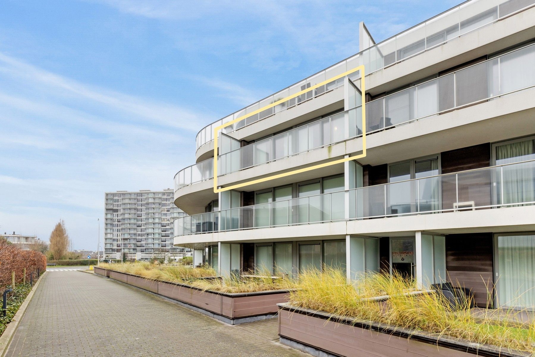 Ruim appartement met 2 terrassen en dubbele garage foto 14