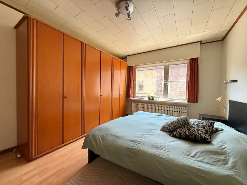 Ruime woning met tuin en garage op uitstekende ligging foto 14